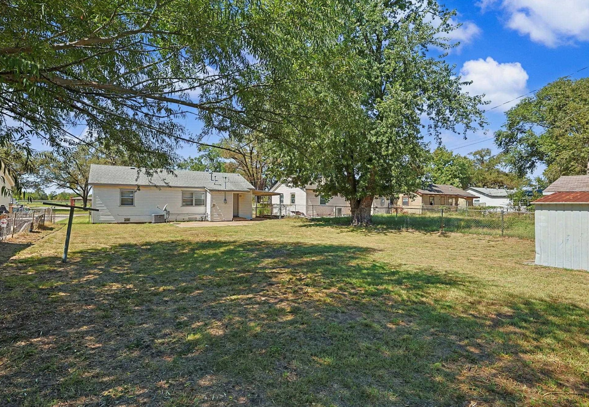 6534 S Mabel St. Property Photo 29