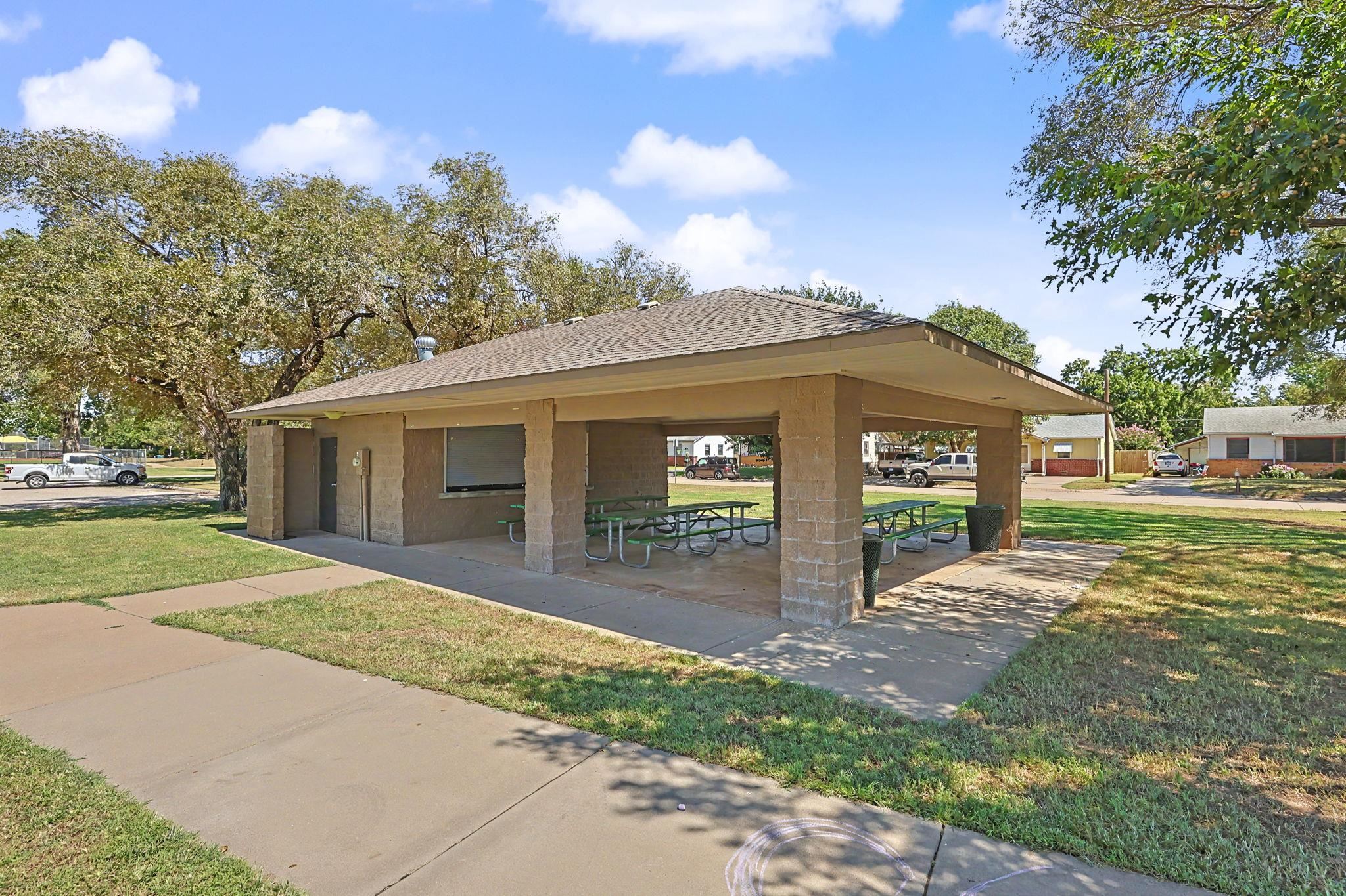 6534 S Mabel St. Property Photo 33