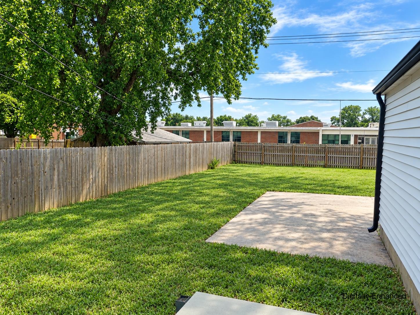 131 Stanley Dr Property Photo 3