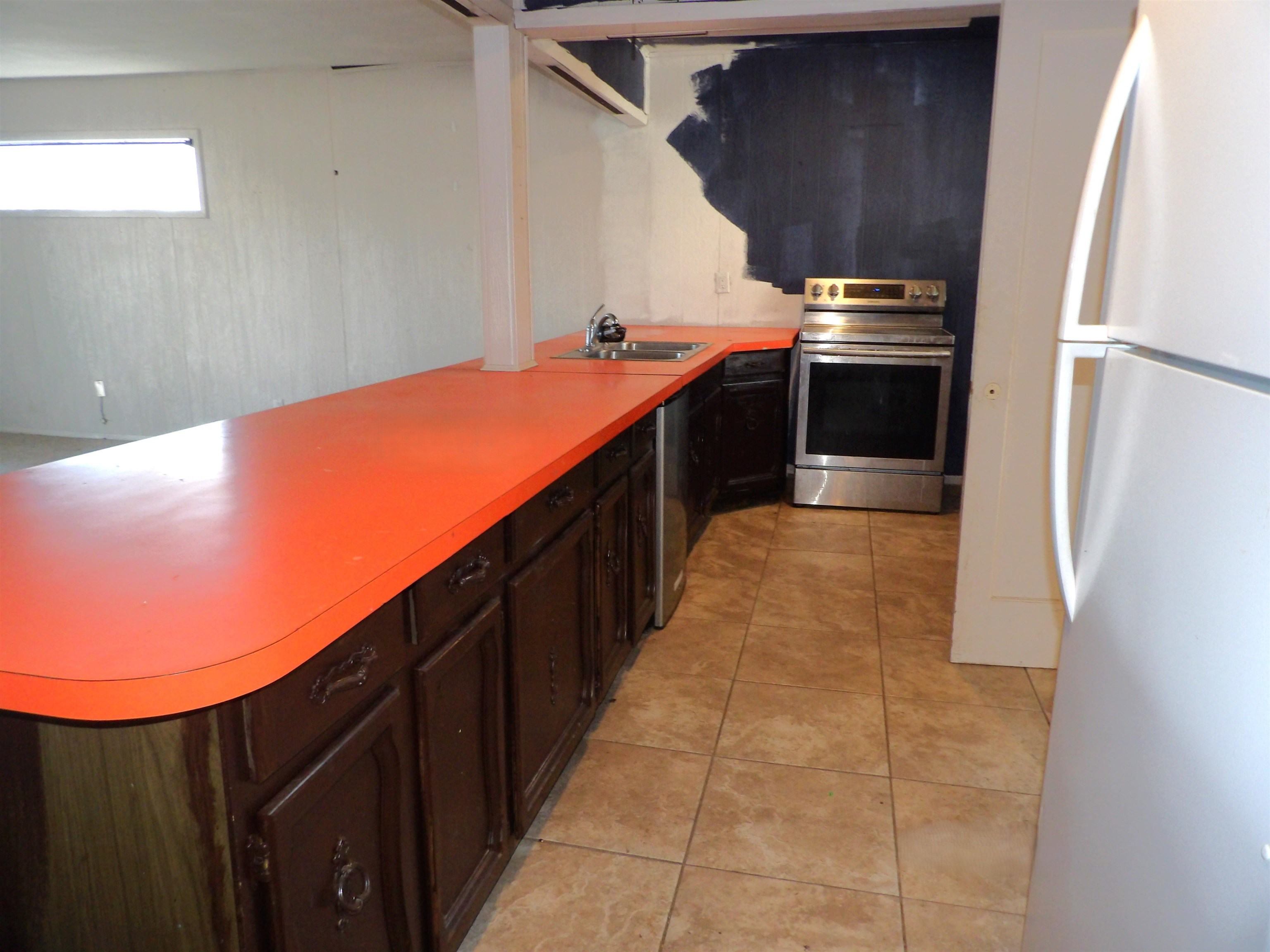 131 Stanley Dr Property Photo 6