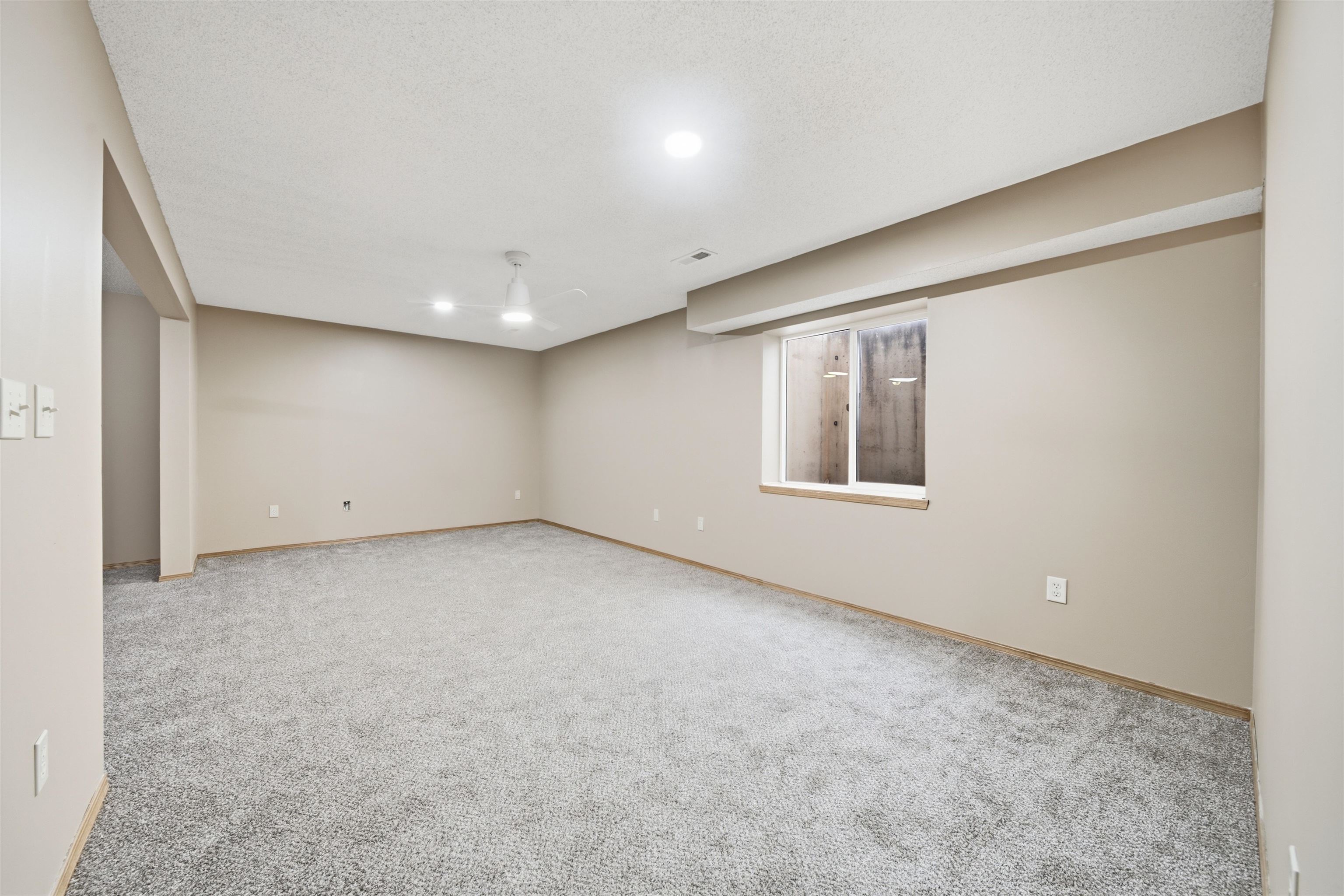 1926 N Mcrae Dr Property Photo 17