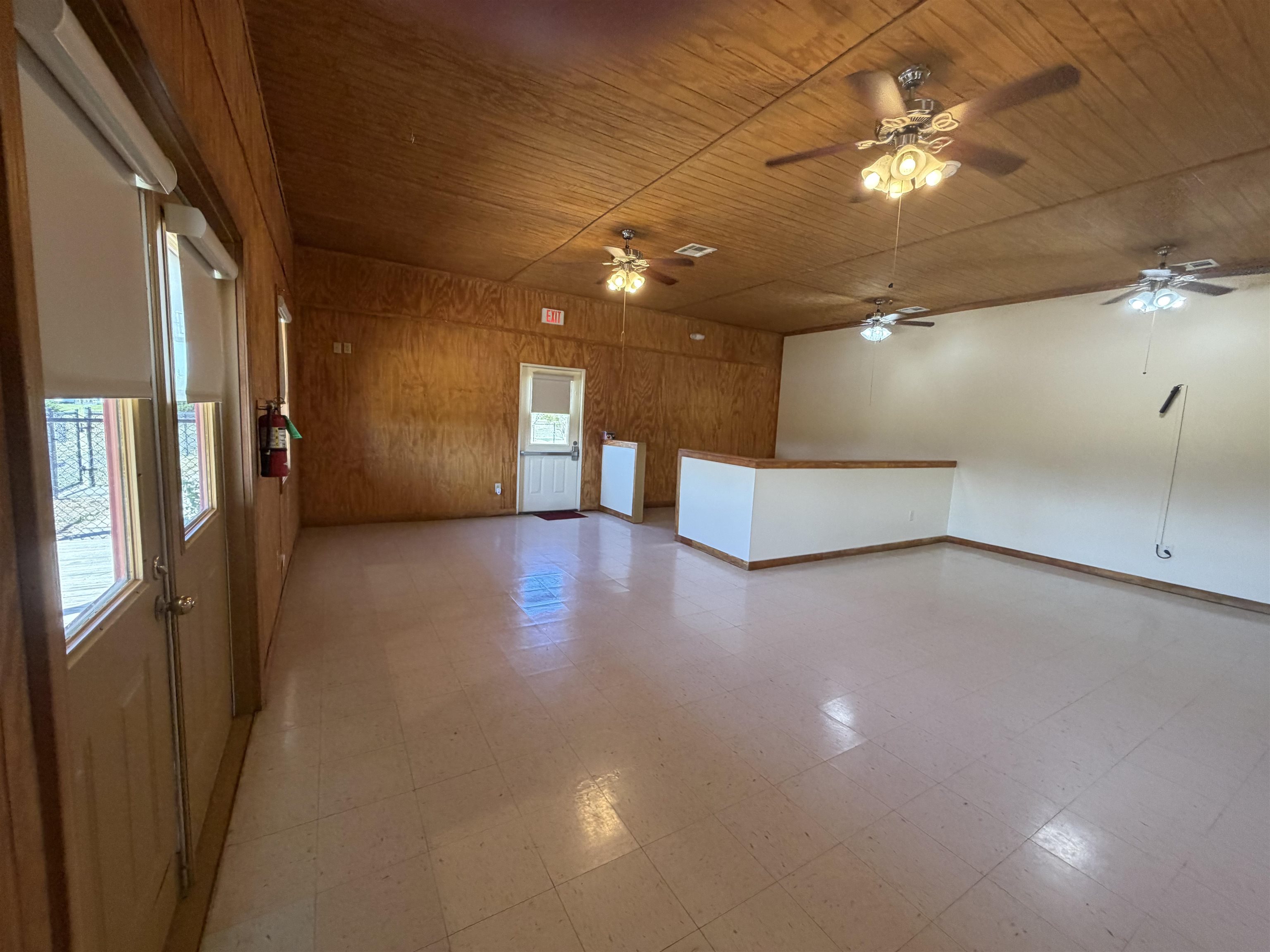 1321 Nine Iron Dr Property Photo 9