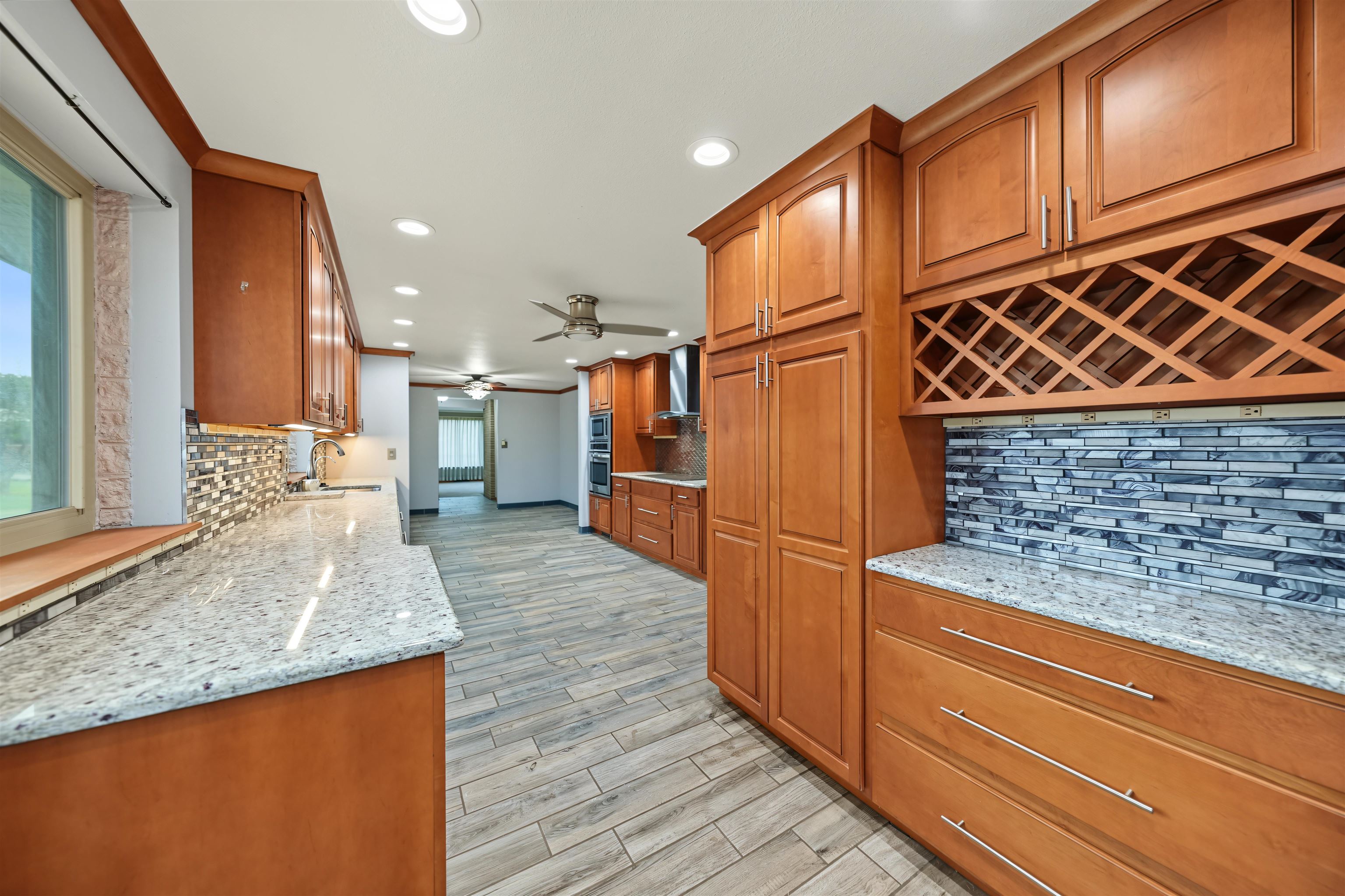 1116 Hillside Dr. Property Photo 12