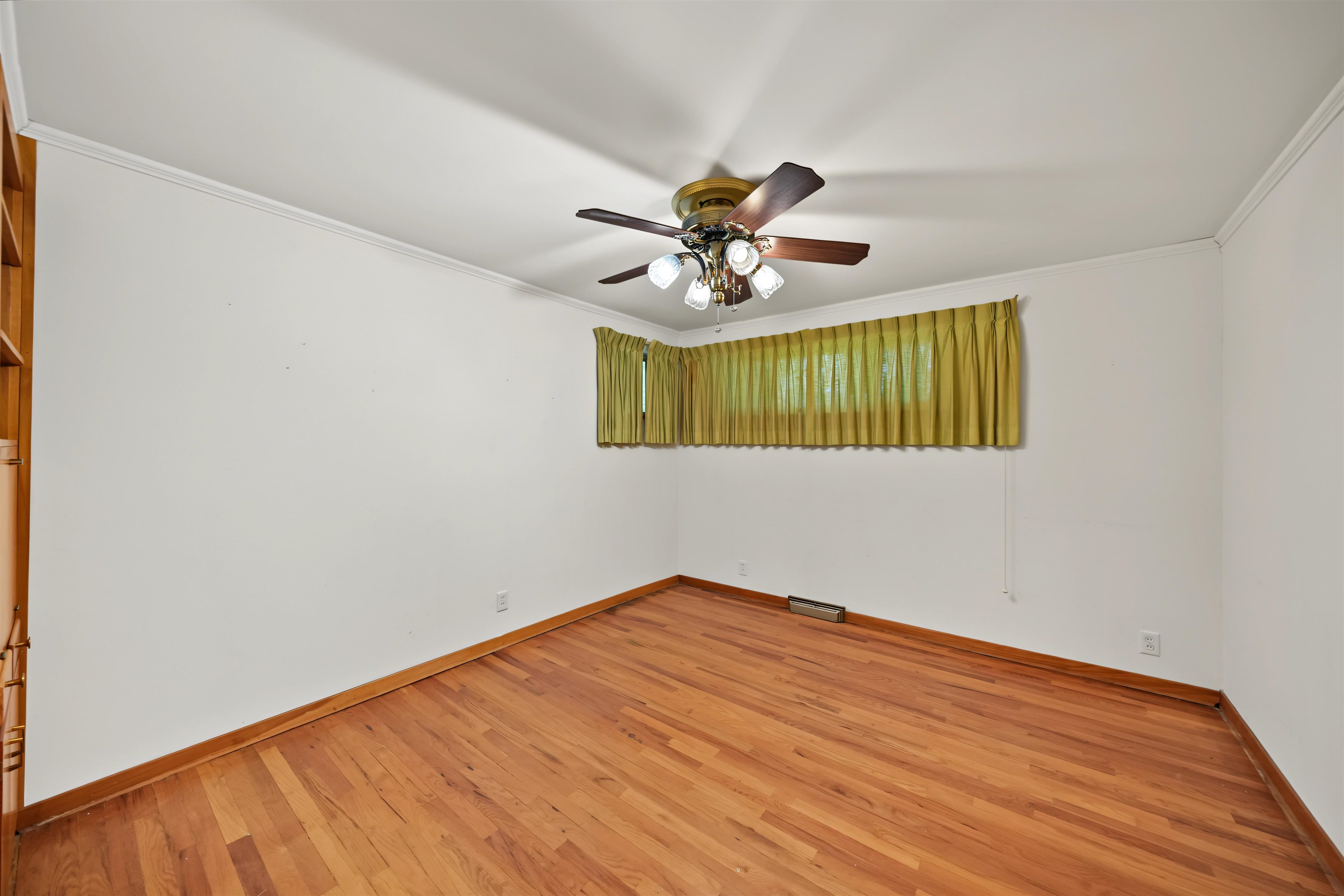 1116 Hillside Dr. Property Photo 17