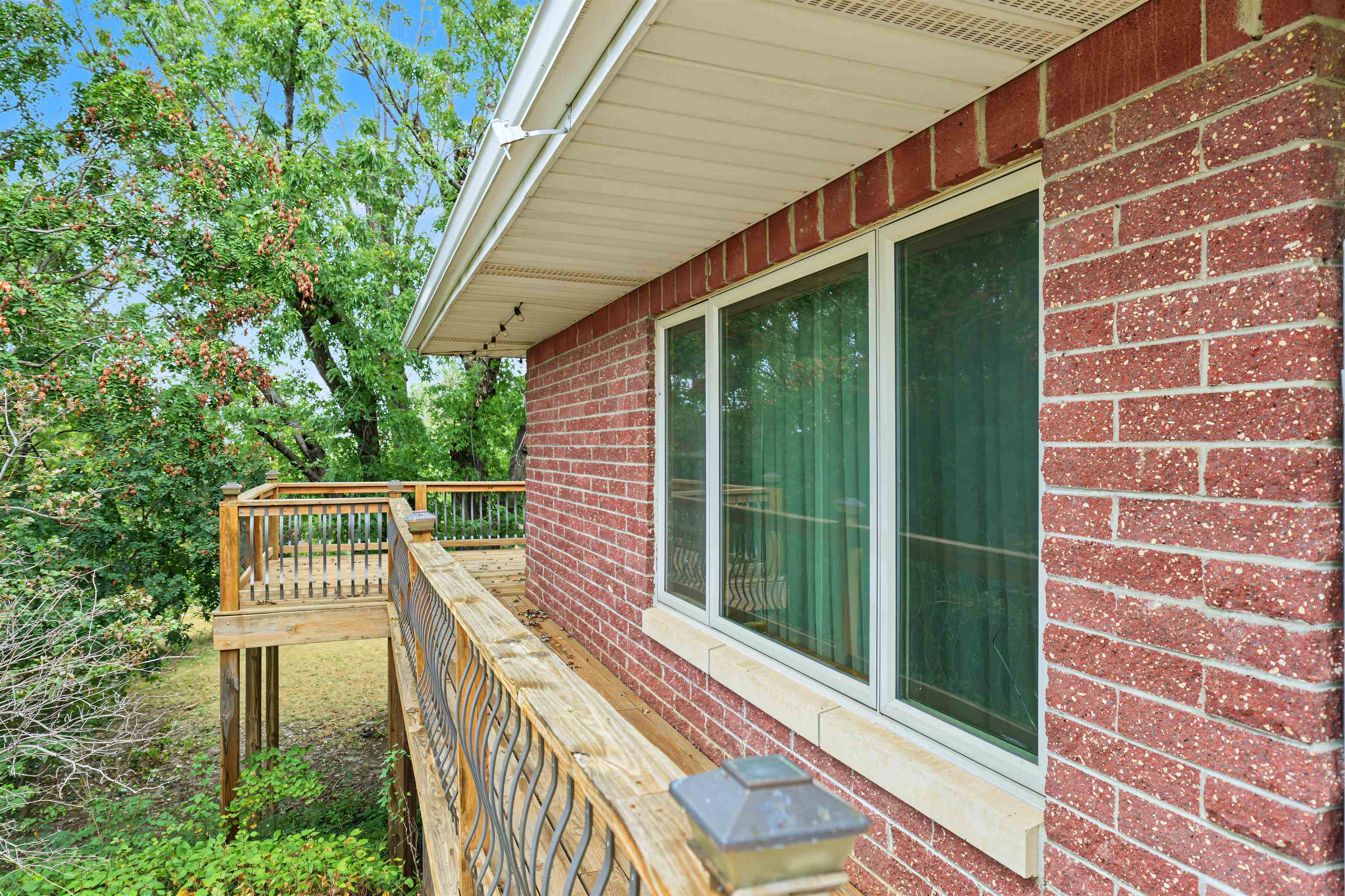1116 Hillside Dr. Property Photo 30