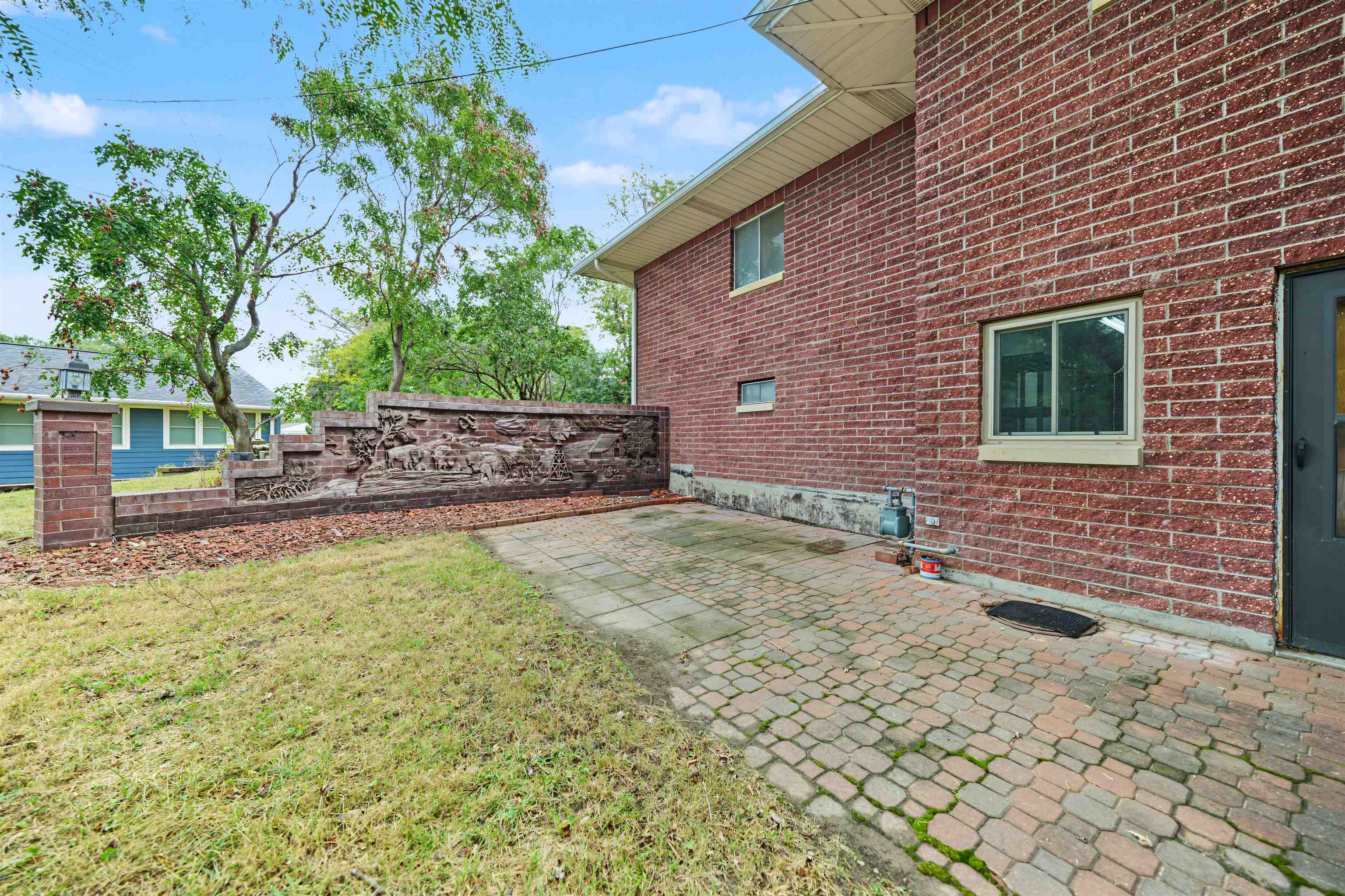 1116 Hillside Dr. Property Photo 33