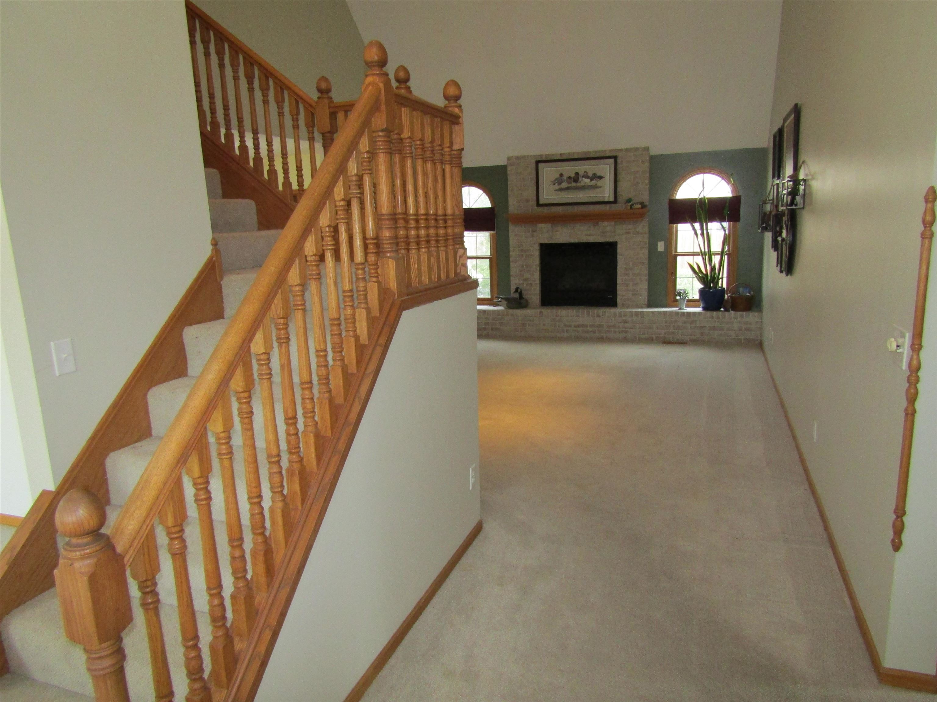 2133 Pheasant Ln. Property Photo 9