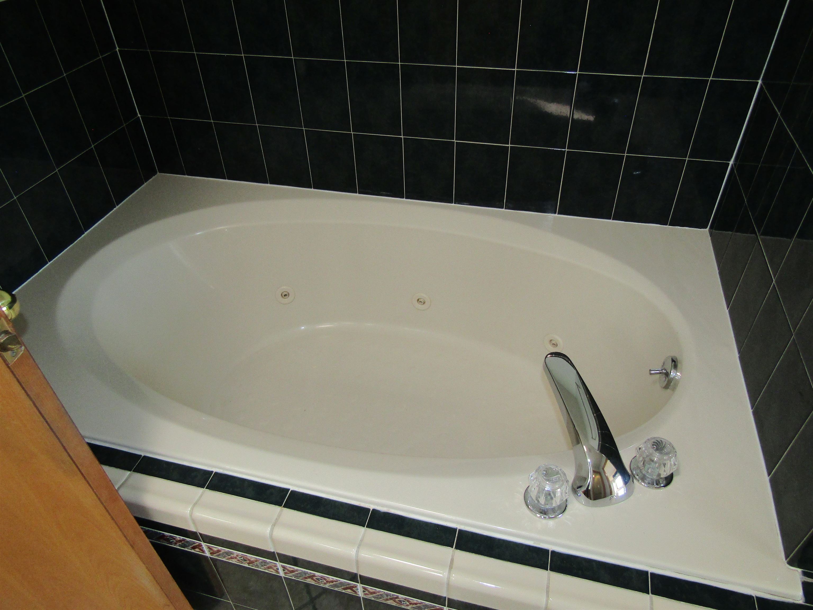2133 Pheasant Ln. Property Photo 22