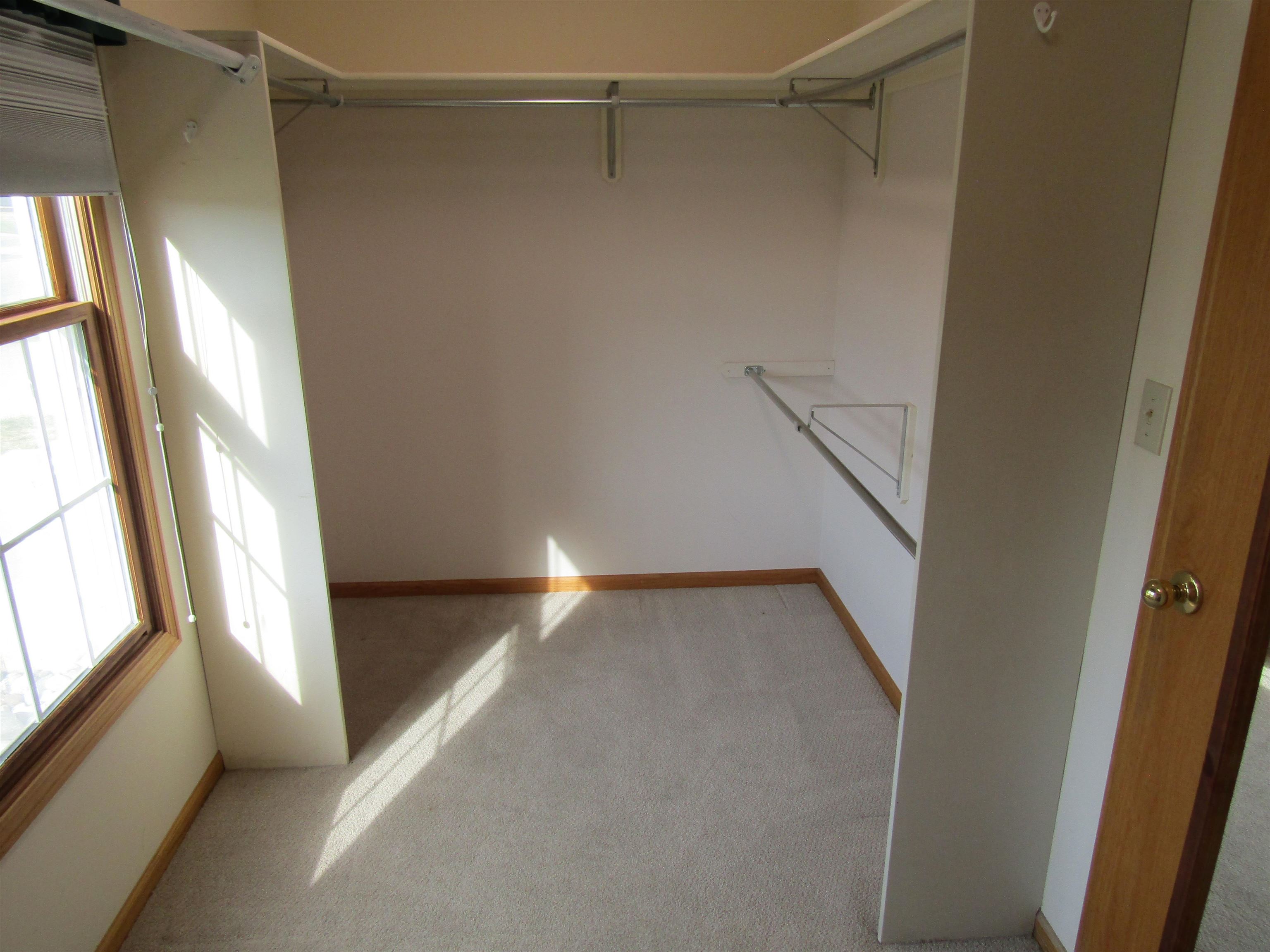 2133 Pheasant Ln. Property Photo 24