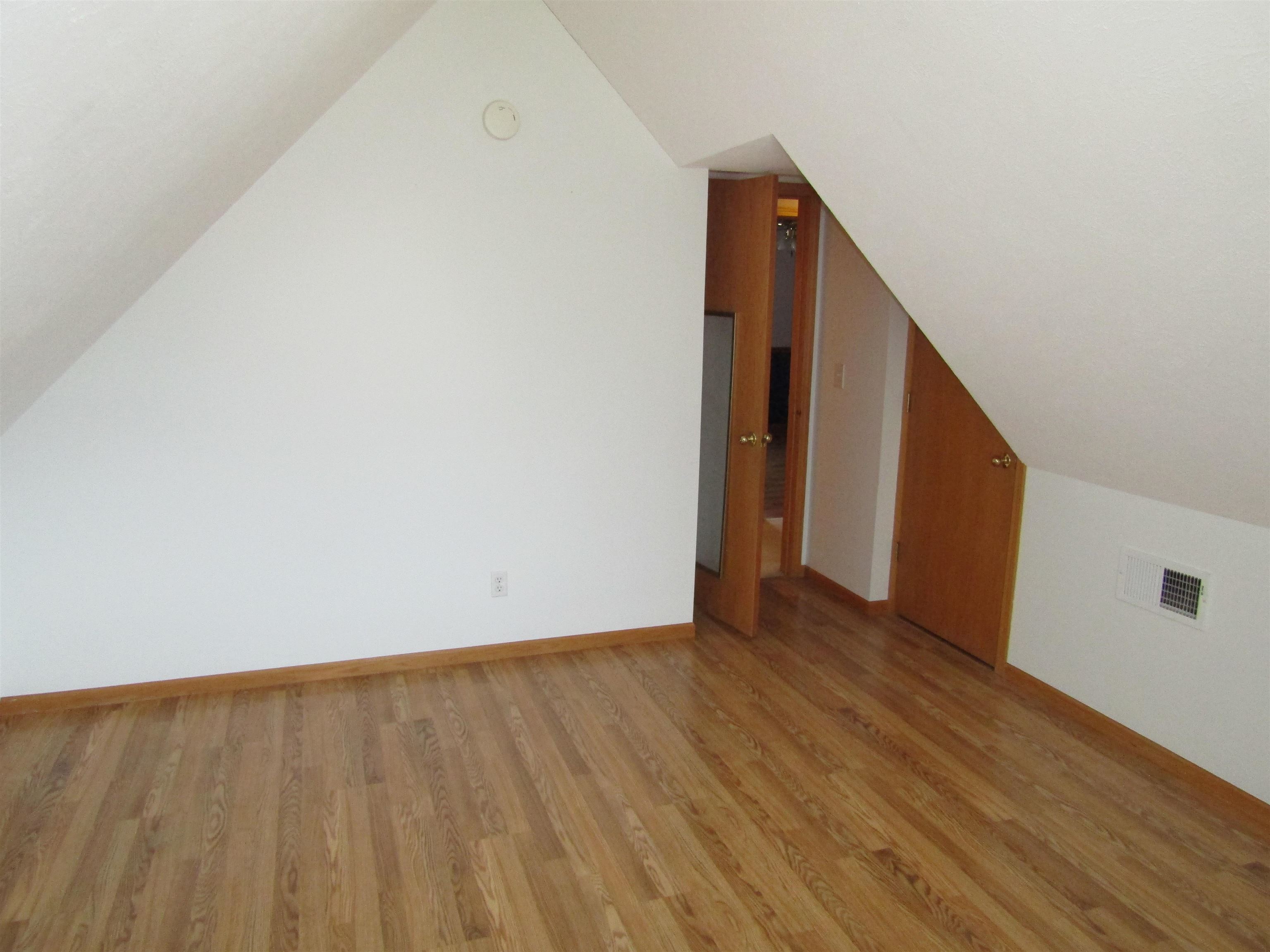 2133 Pheasant Ln. Property Photo 29