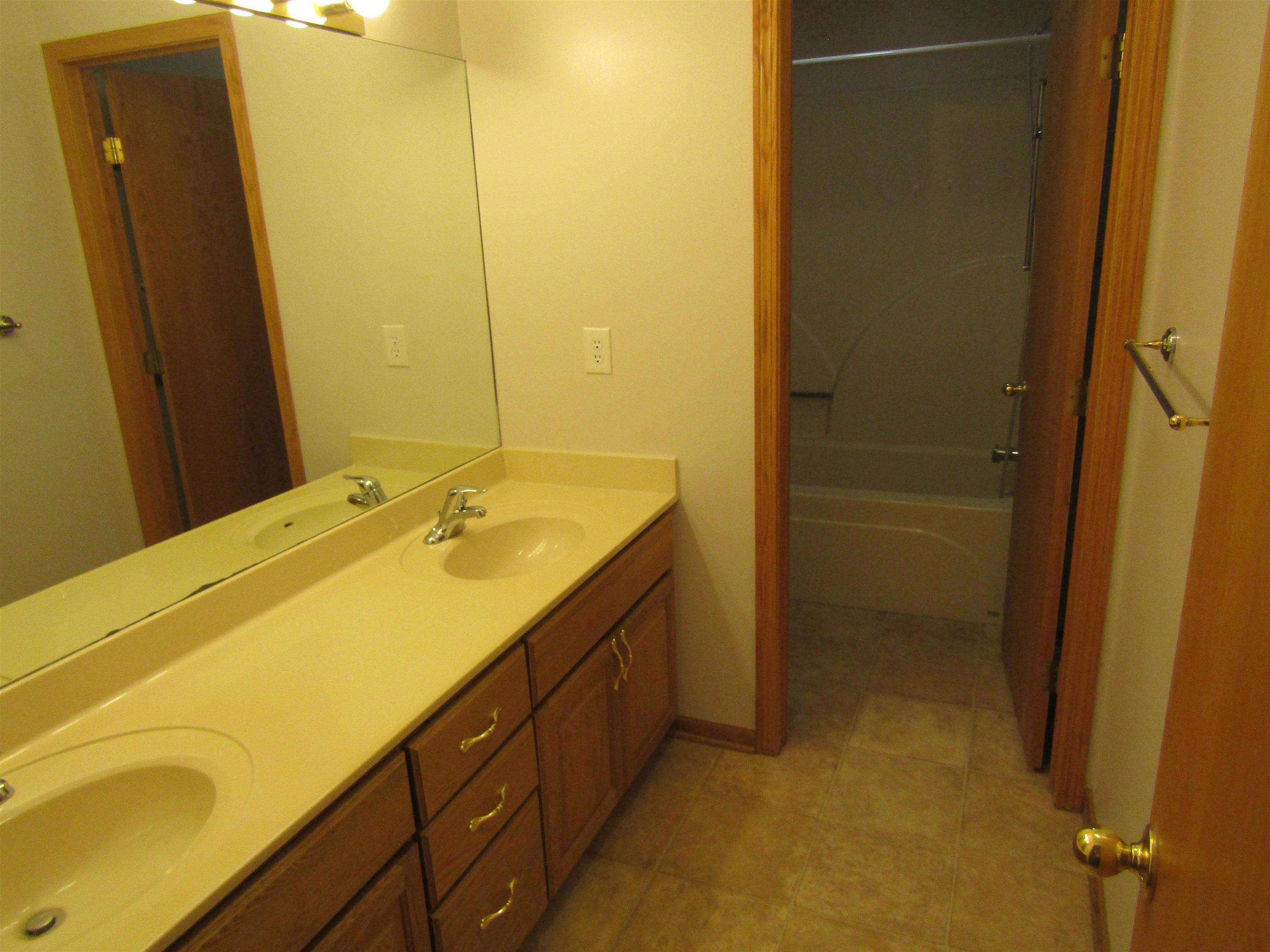2133 Pheasant Ln. Property Photo 31