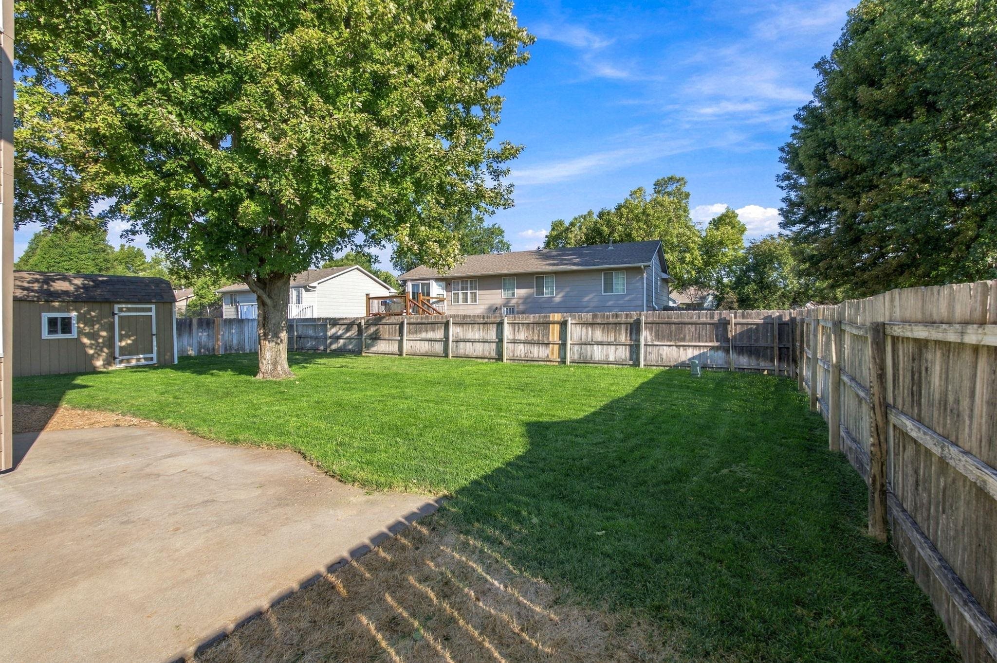 11514 W Westport Property Photo 29