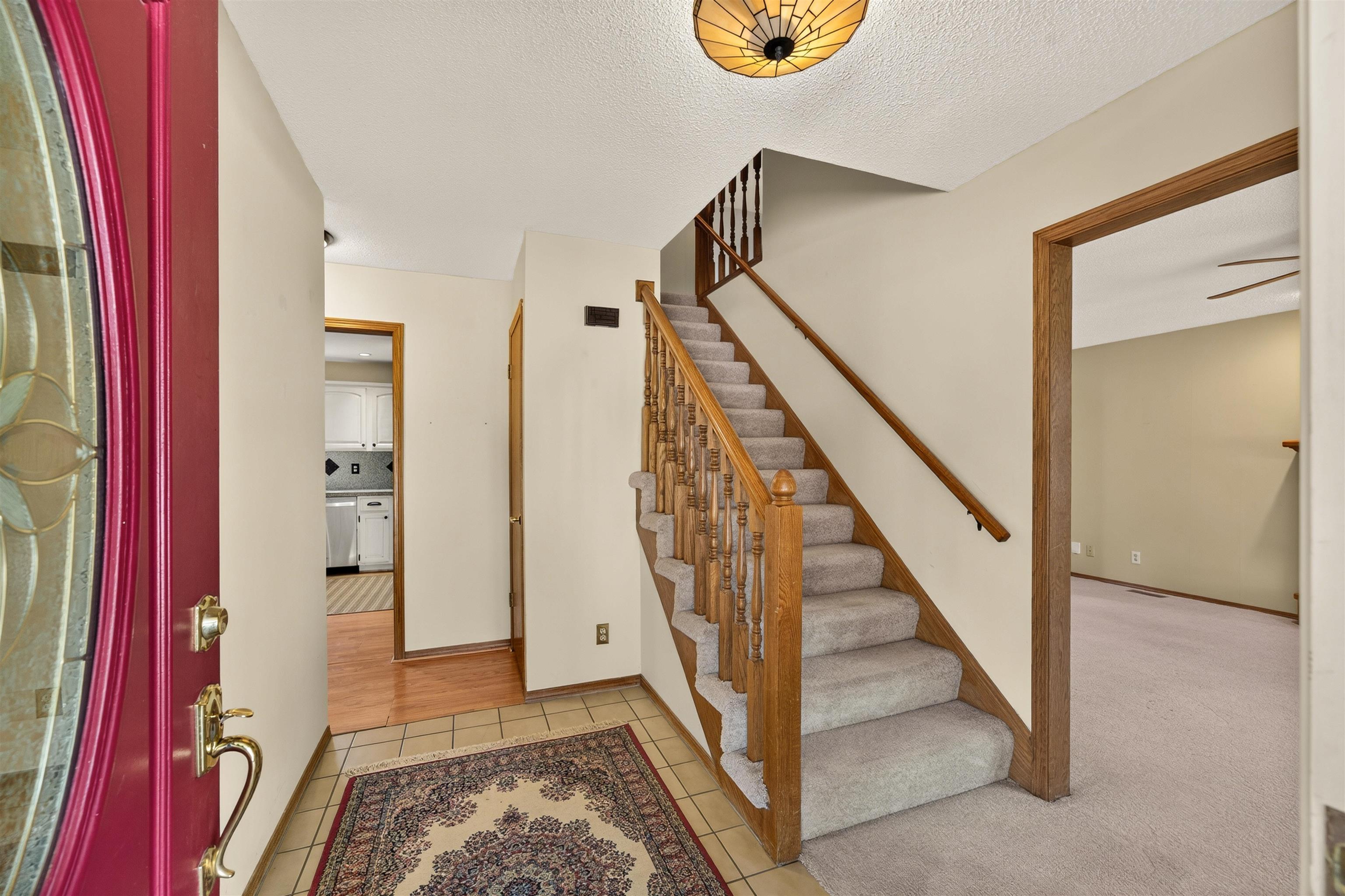 4364 N Eagle Lake Ct Property Photo 4