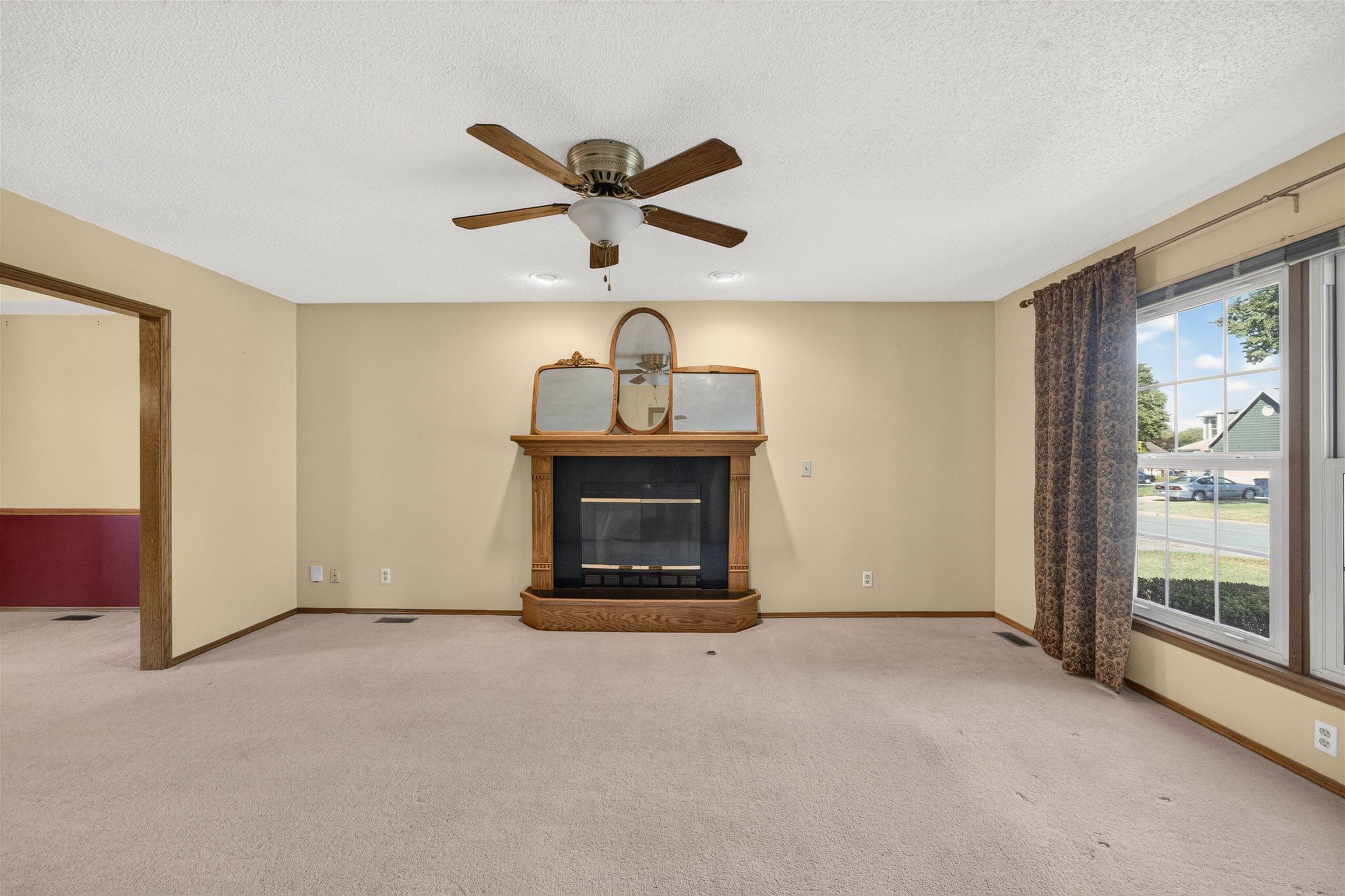 4364 N Eagle Lake Ct Property Photo 7