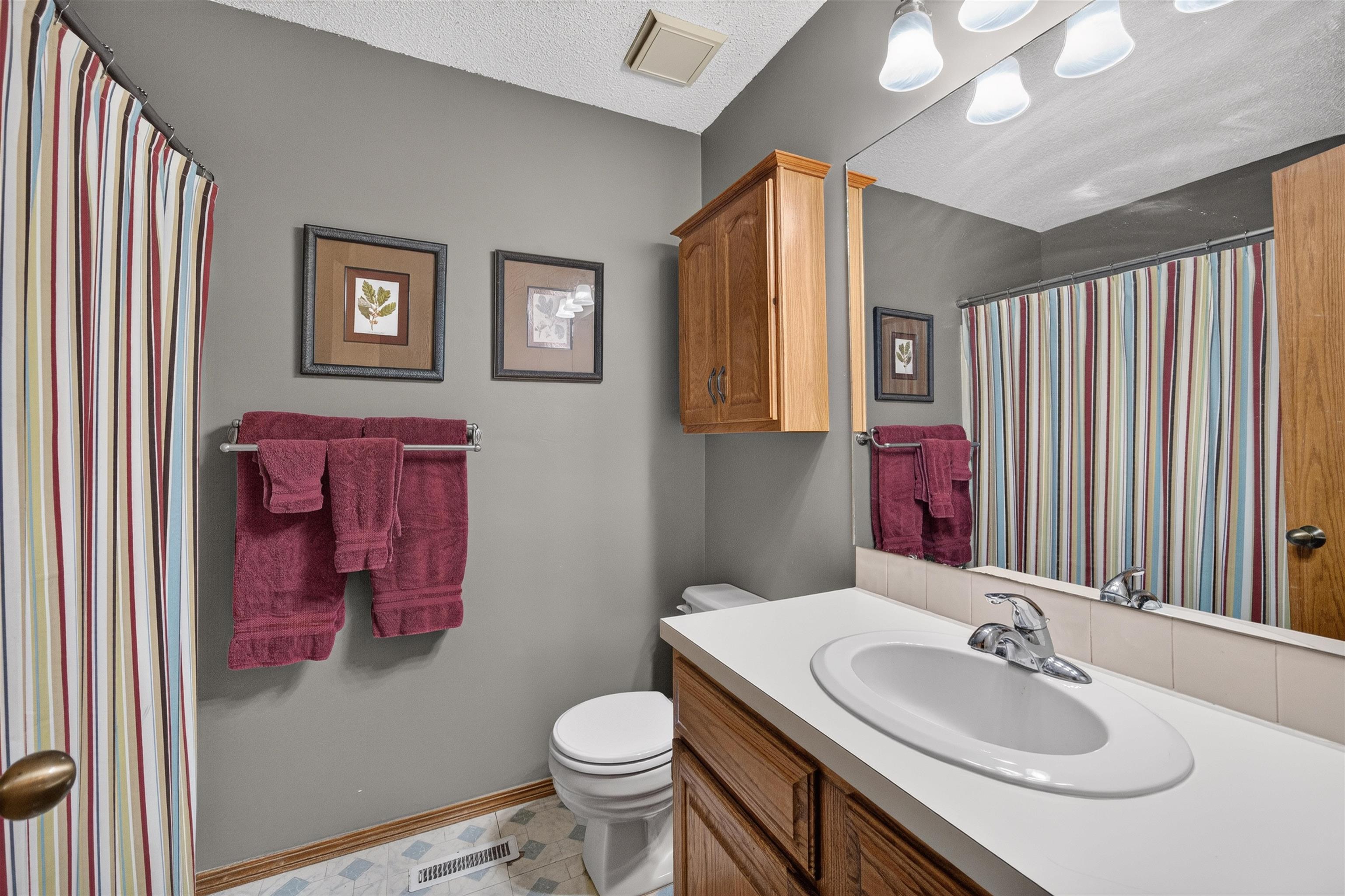 4364 N Eagle Lake Ct Property Photo 20