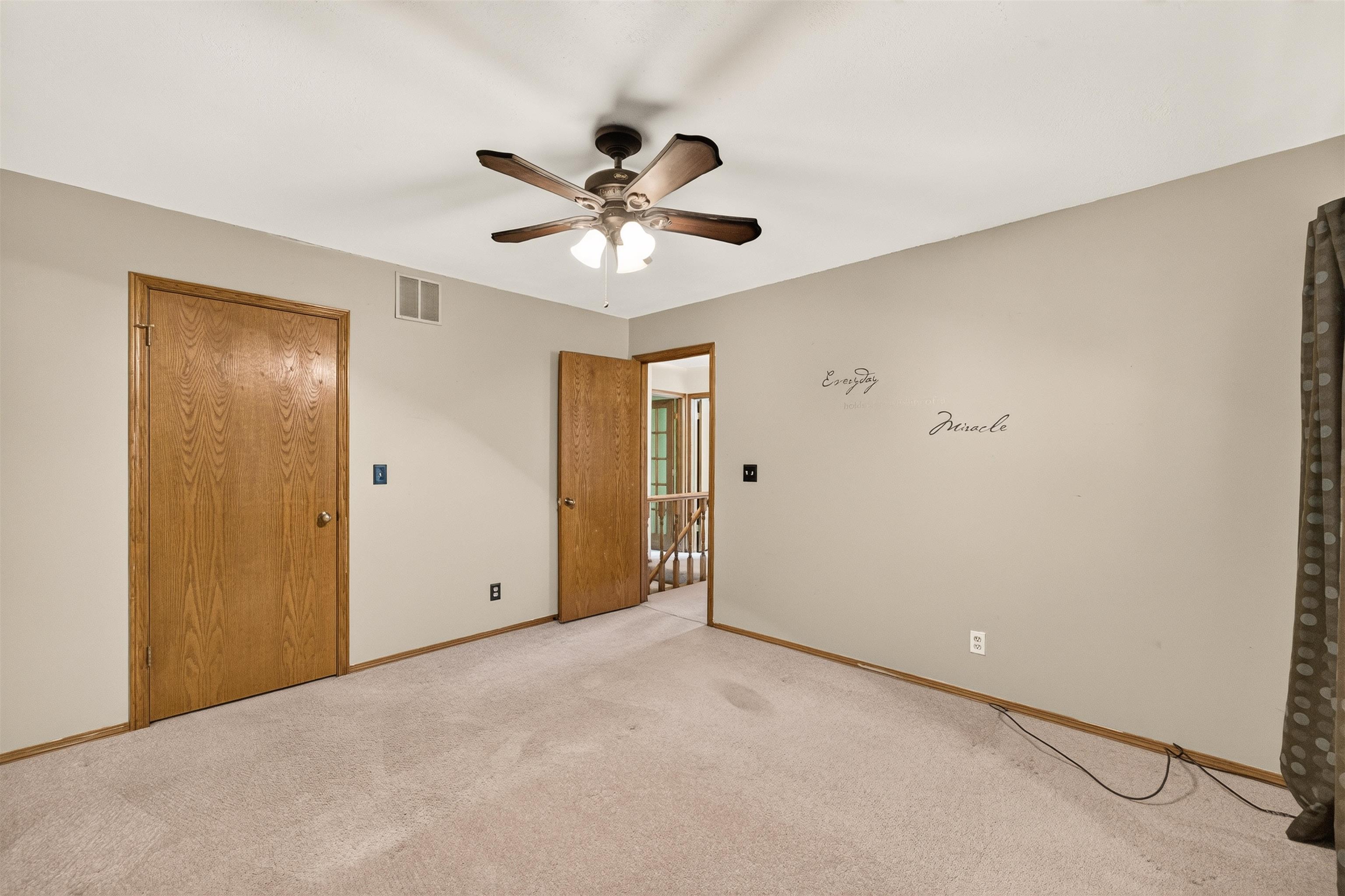 4364 N Eagle Lake Ct Property Photo 25