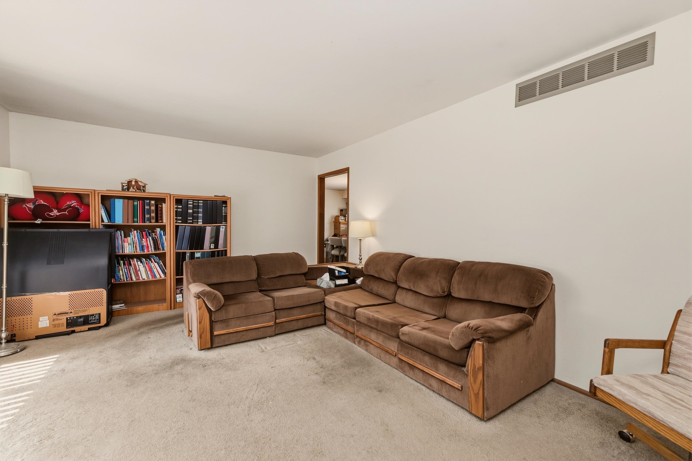 8208 E Boston St Property Photo 6