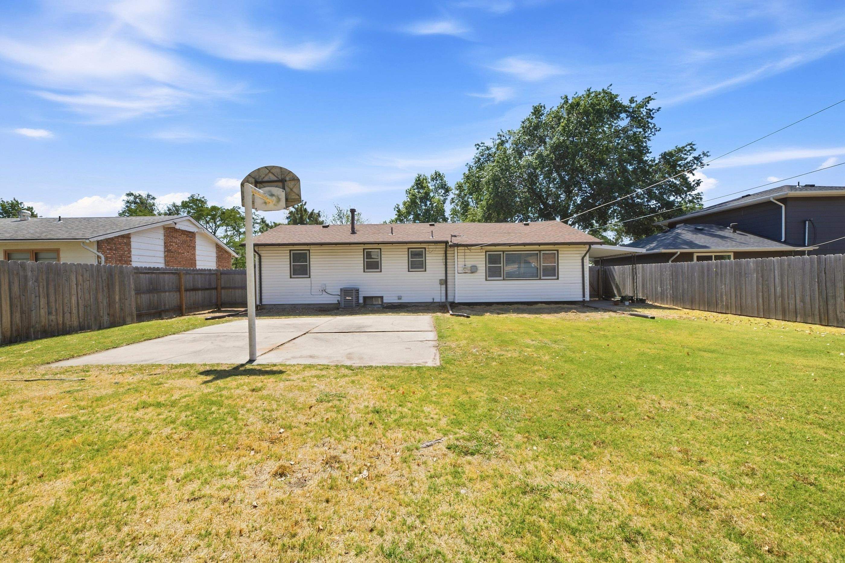 8208 E Boston St Property Photo 35