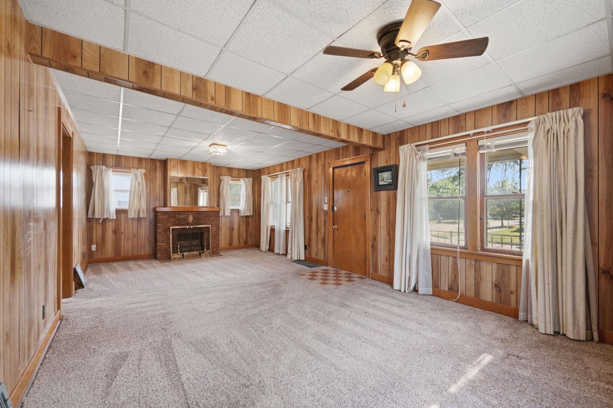 157 N Richmond Property Photo 14