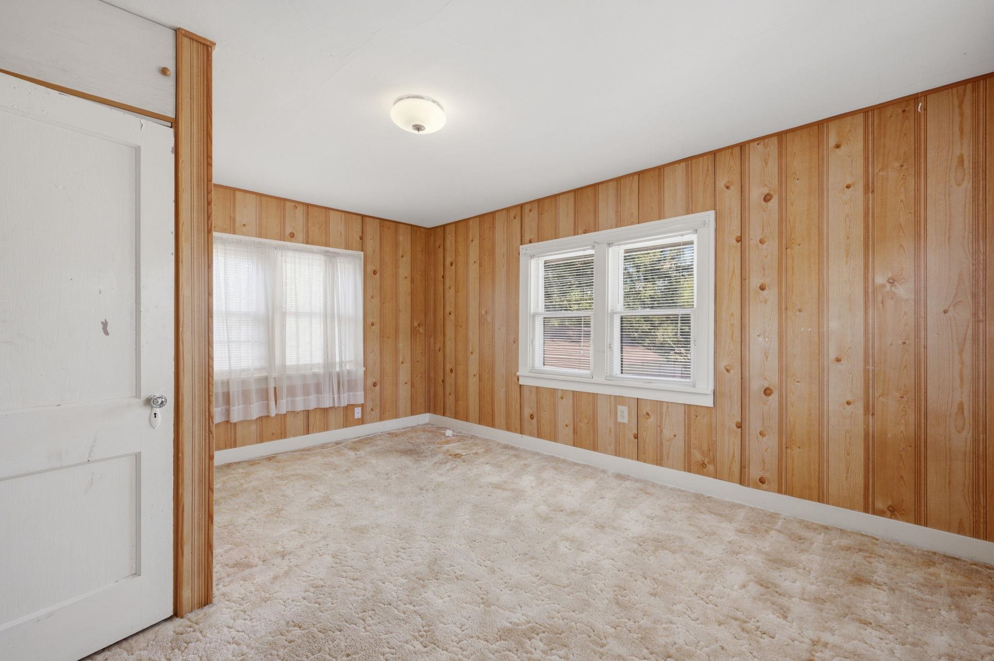 157 N Richmond Property Photo 22