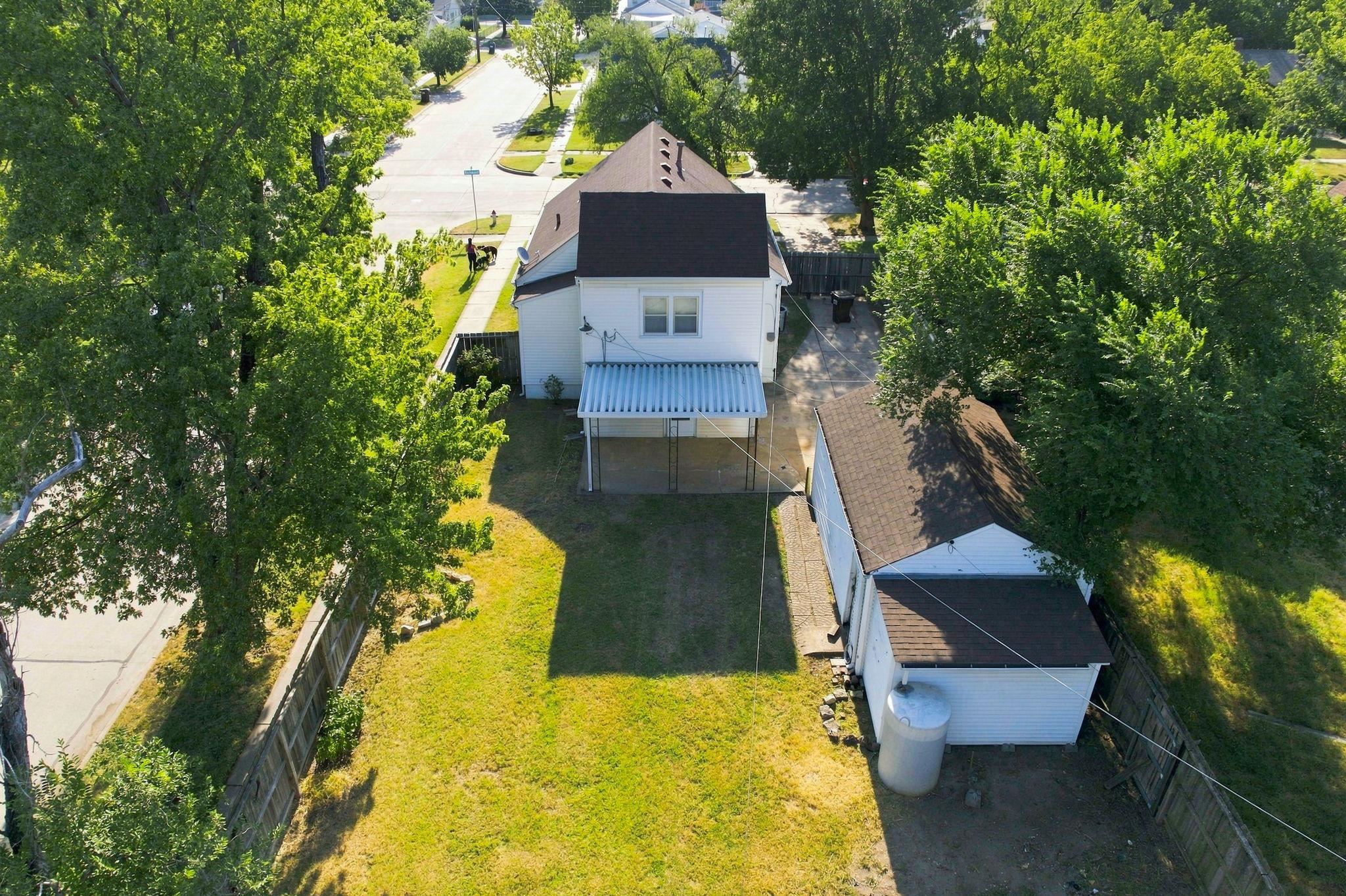 157 N Richmond Property Photo 26
