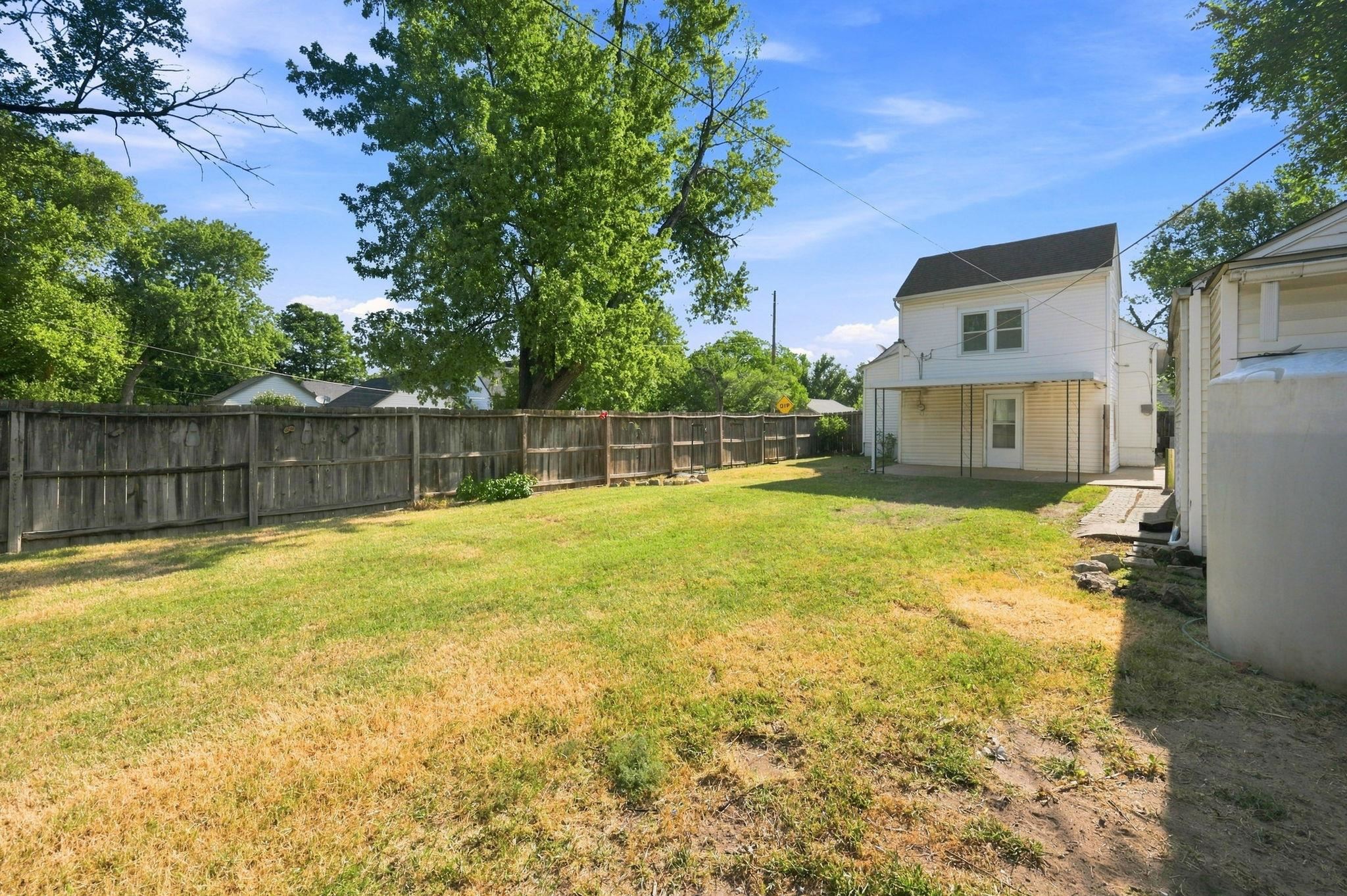 157 N Richmond Property Photo 33