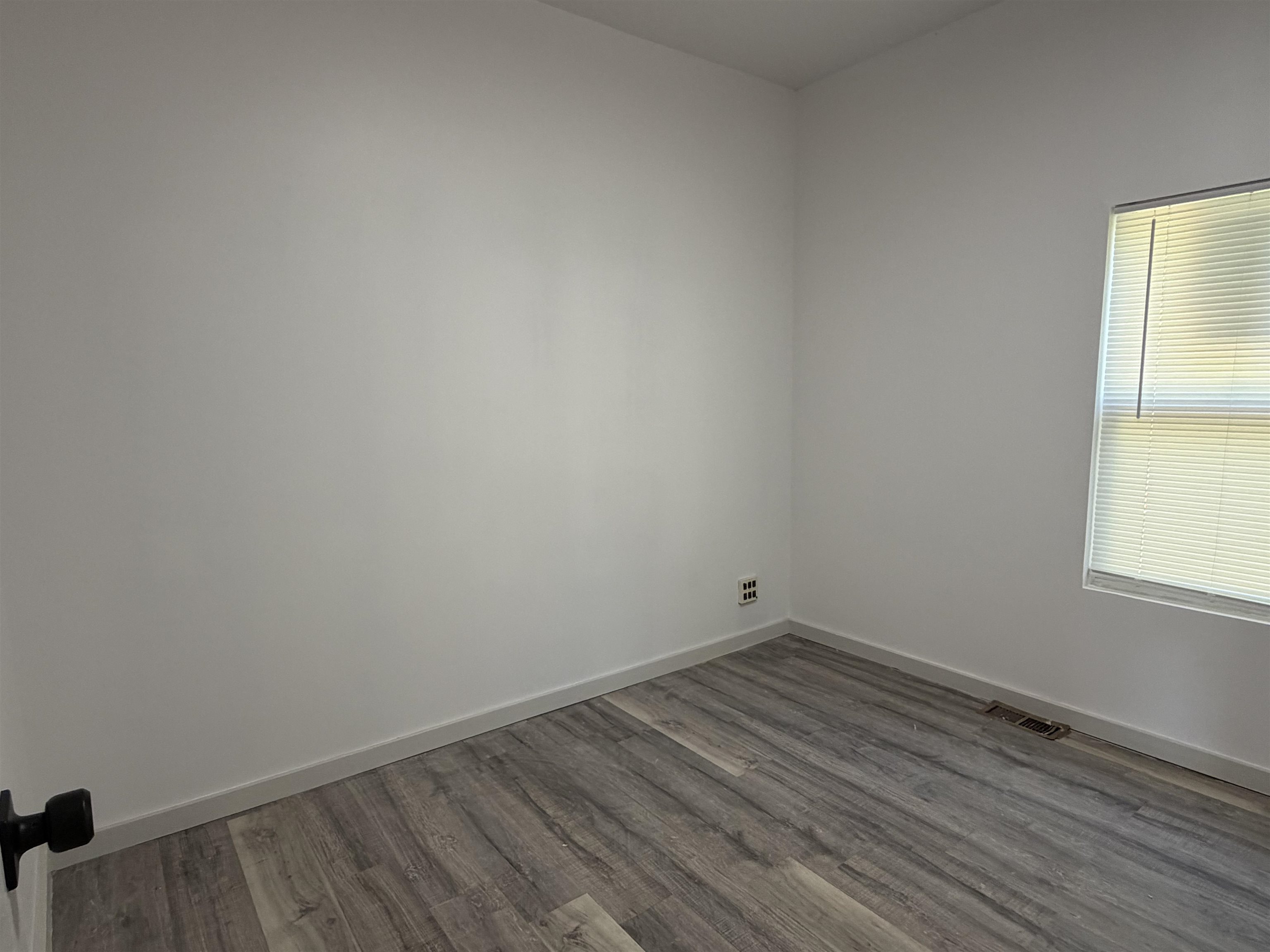 116 S Elm St Property Photo 19