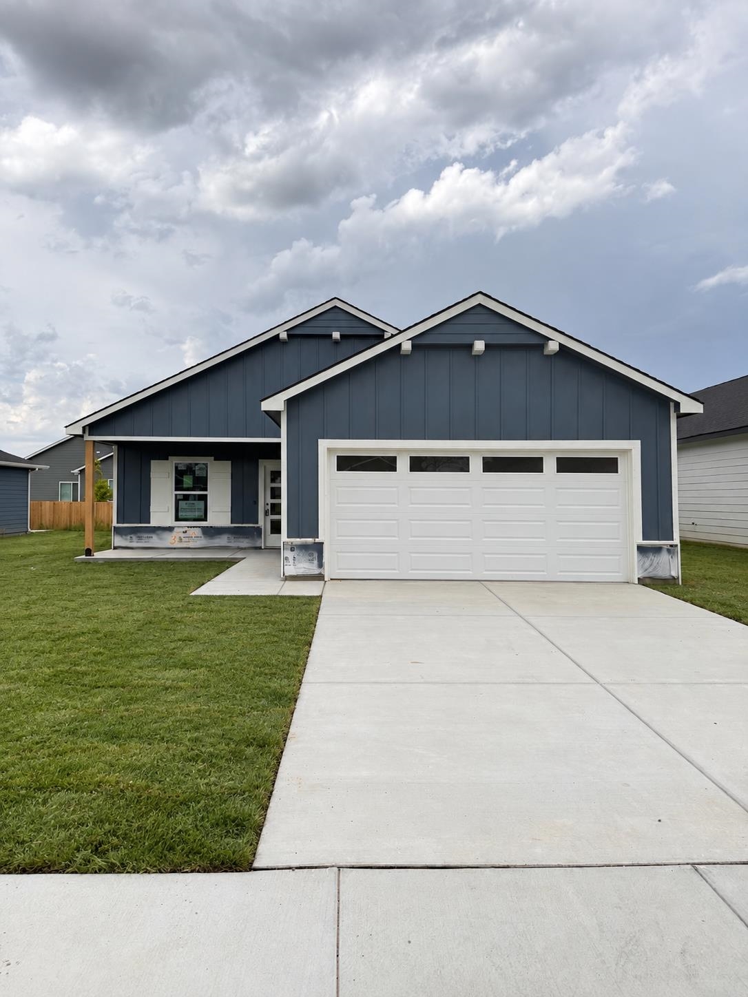 3610 E Bearsden St Property Photo 1