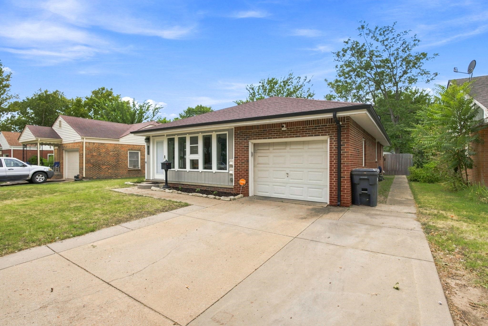 2045 S Estelle Ave. Property Photo 5