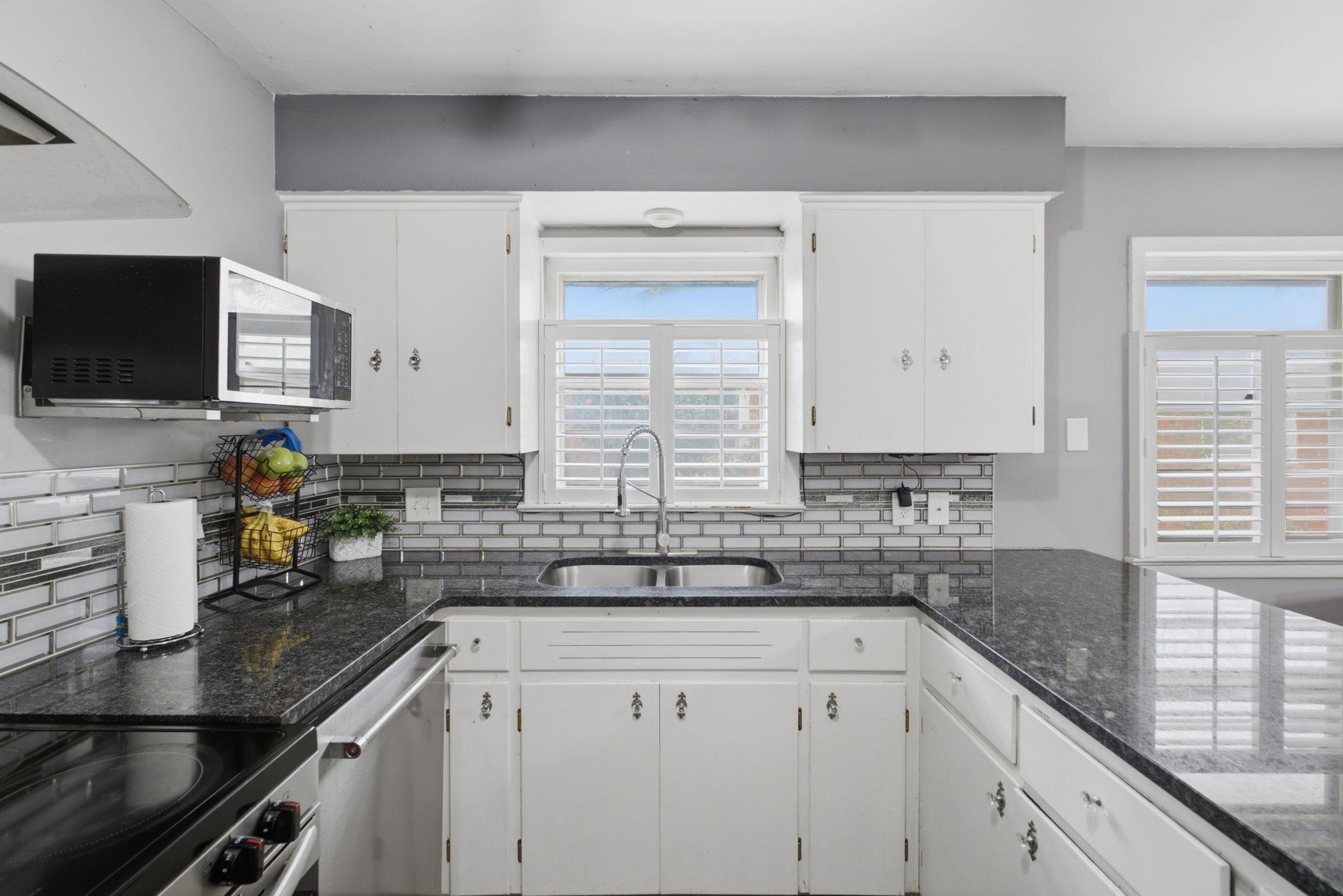 2045 S Estelle Ave. Property Photo 16