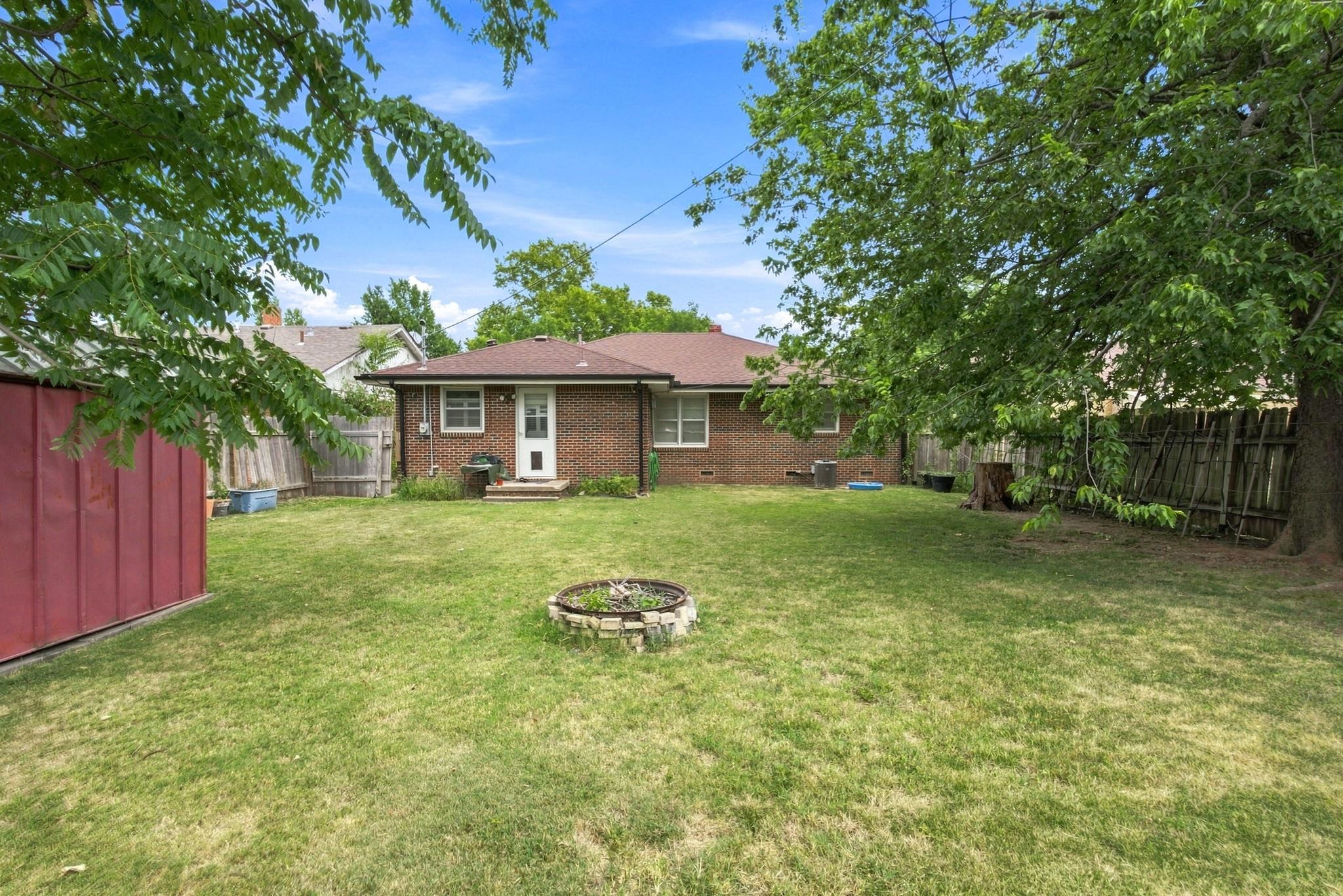 2045 S Estelle Ave. Property Photo 28