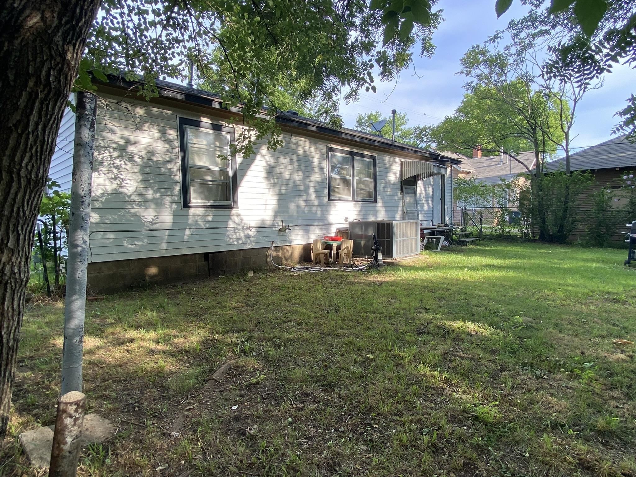 632 S High Property Photo 3