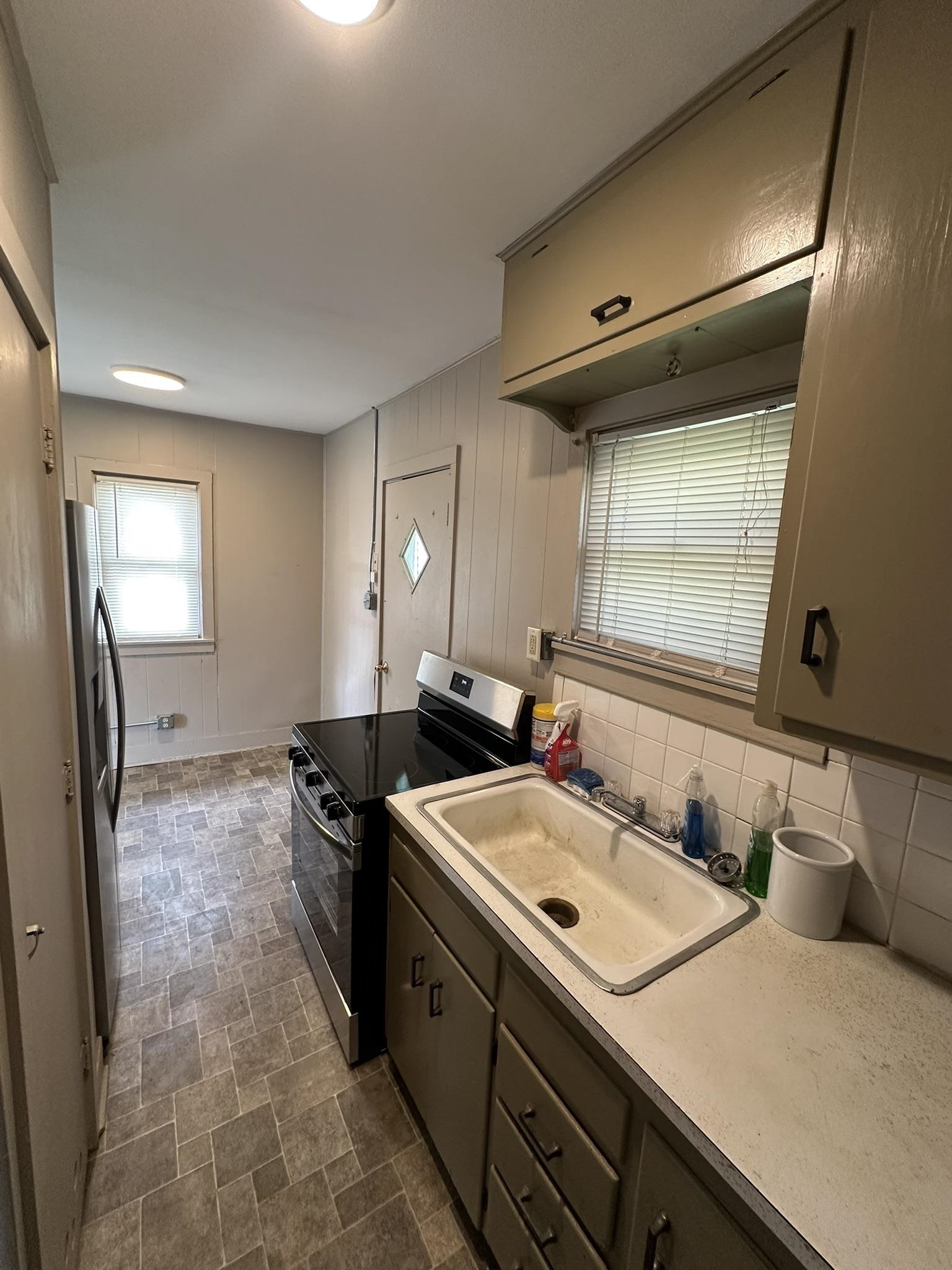 632 S High Property Photo 18