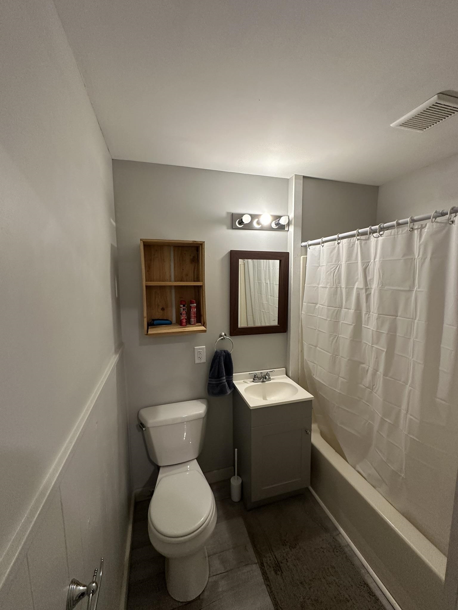 632 S High Property Photo 25