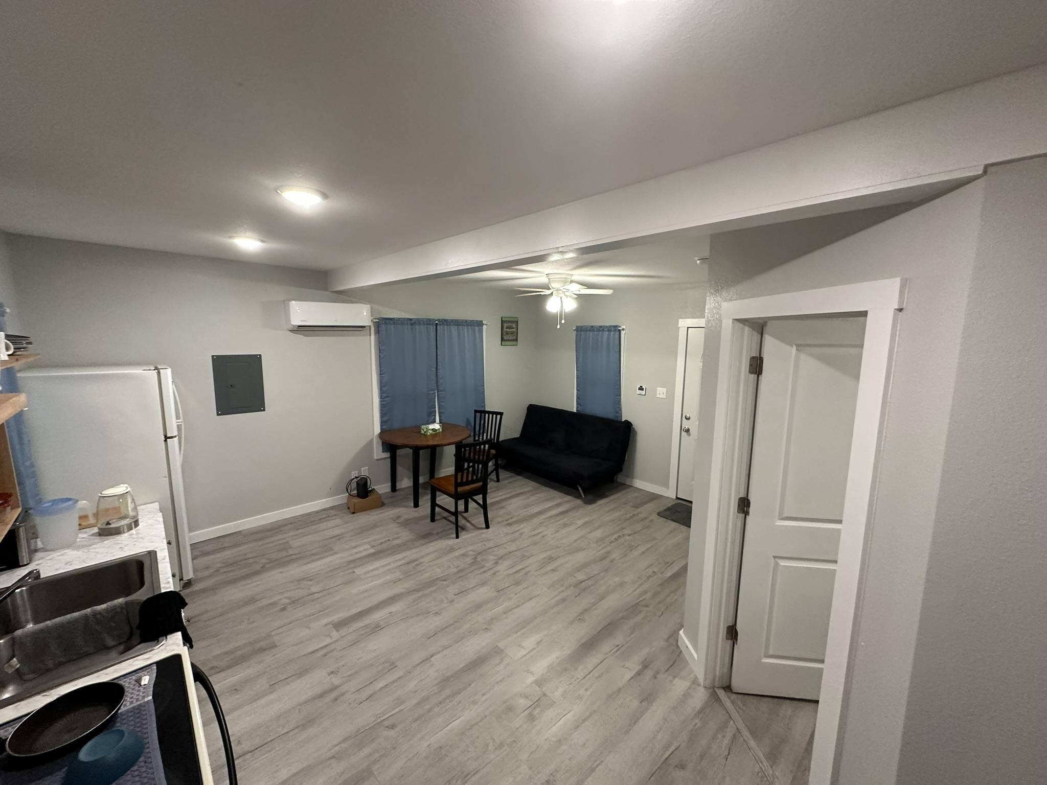 632 S High Property Photo 26