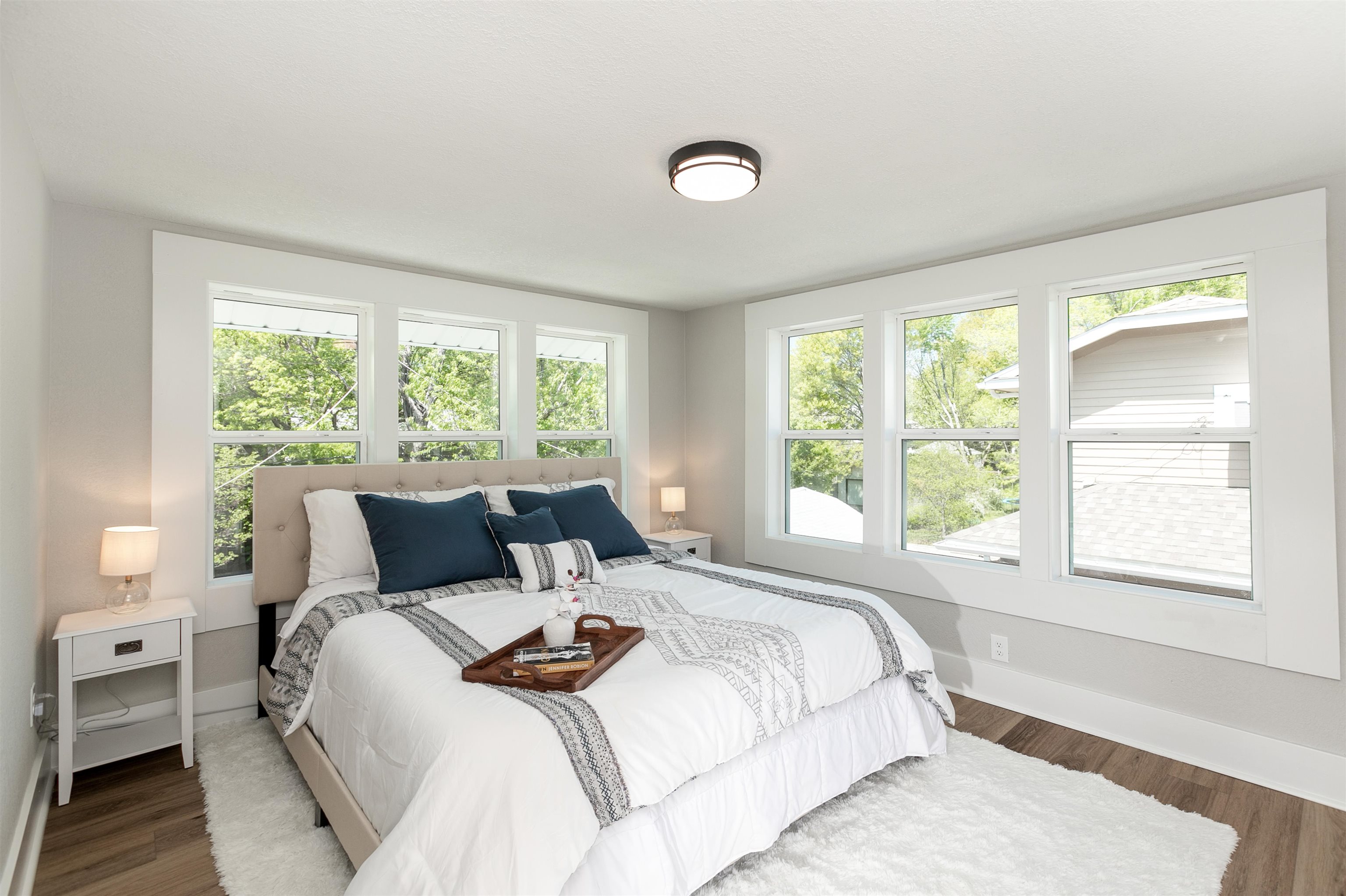347 N Broadview Ave Property Photo 20