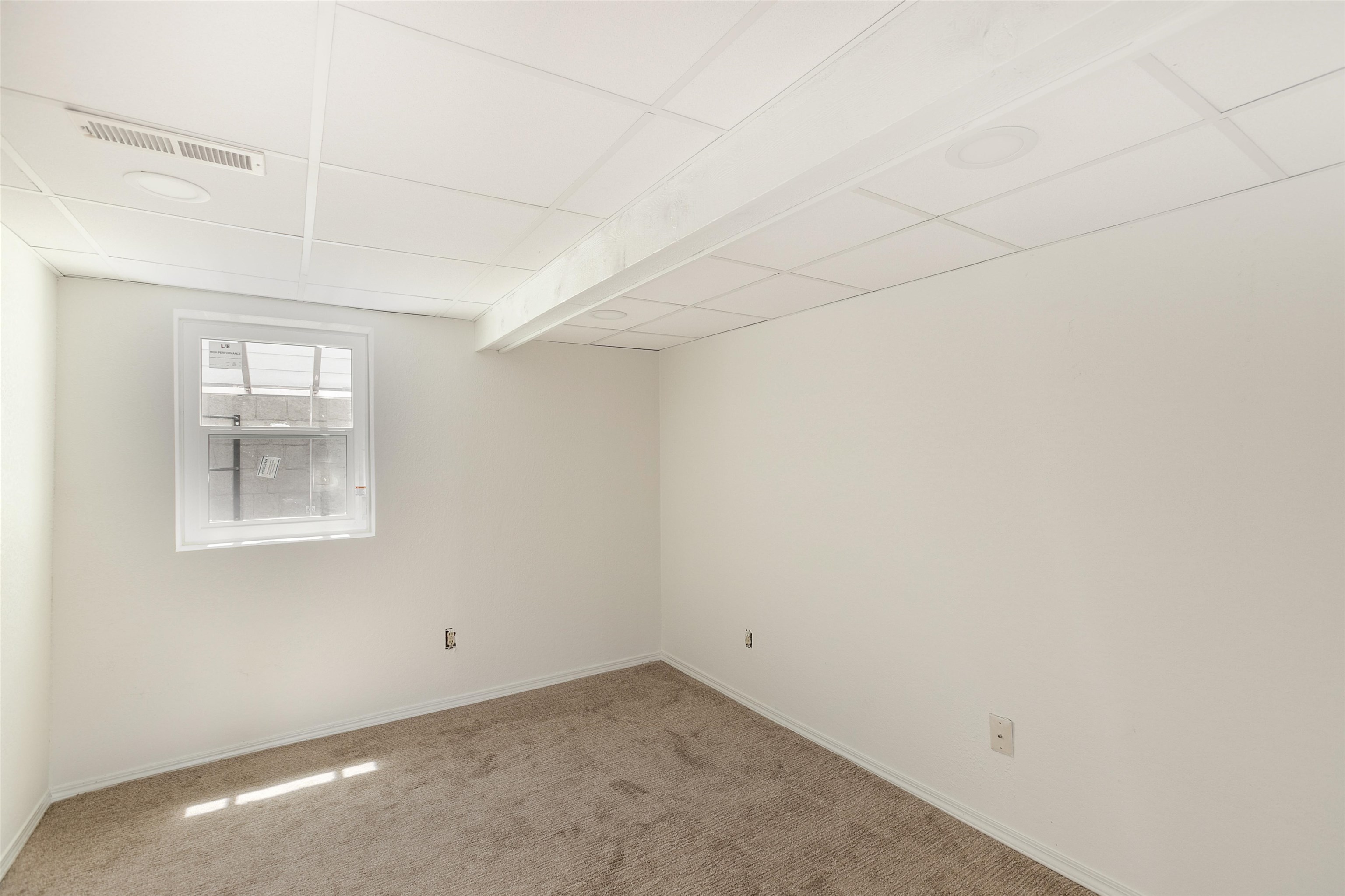 347 N Broadview Ave Property Photo 32