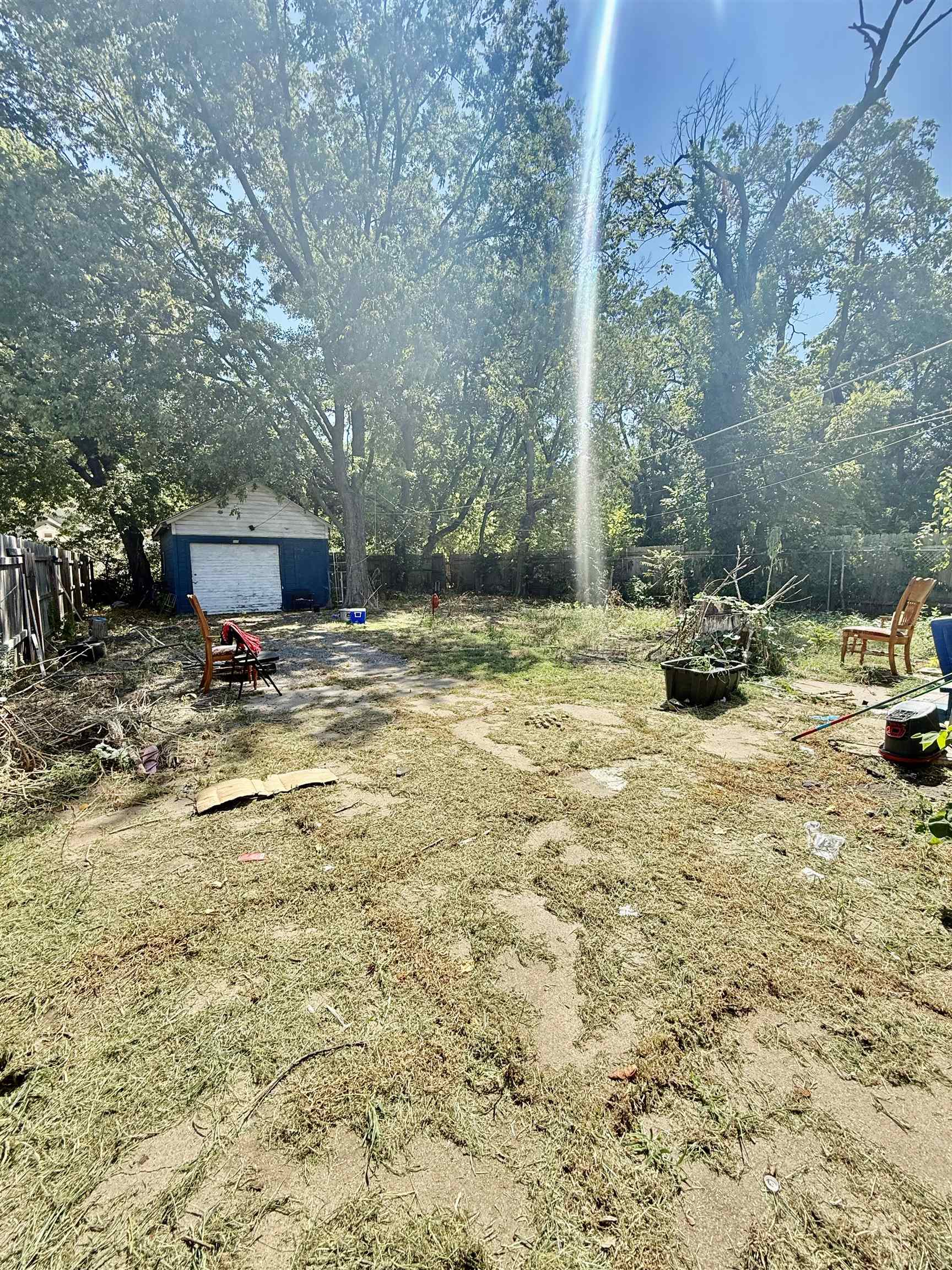 418 N Erie St Property Photo 26