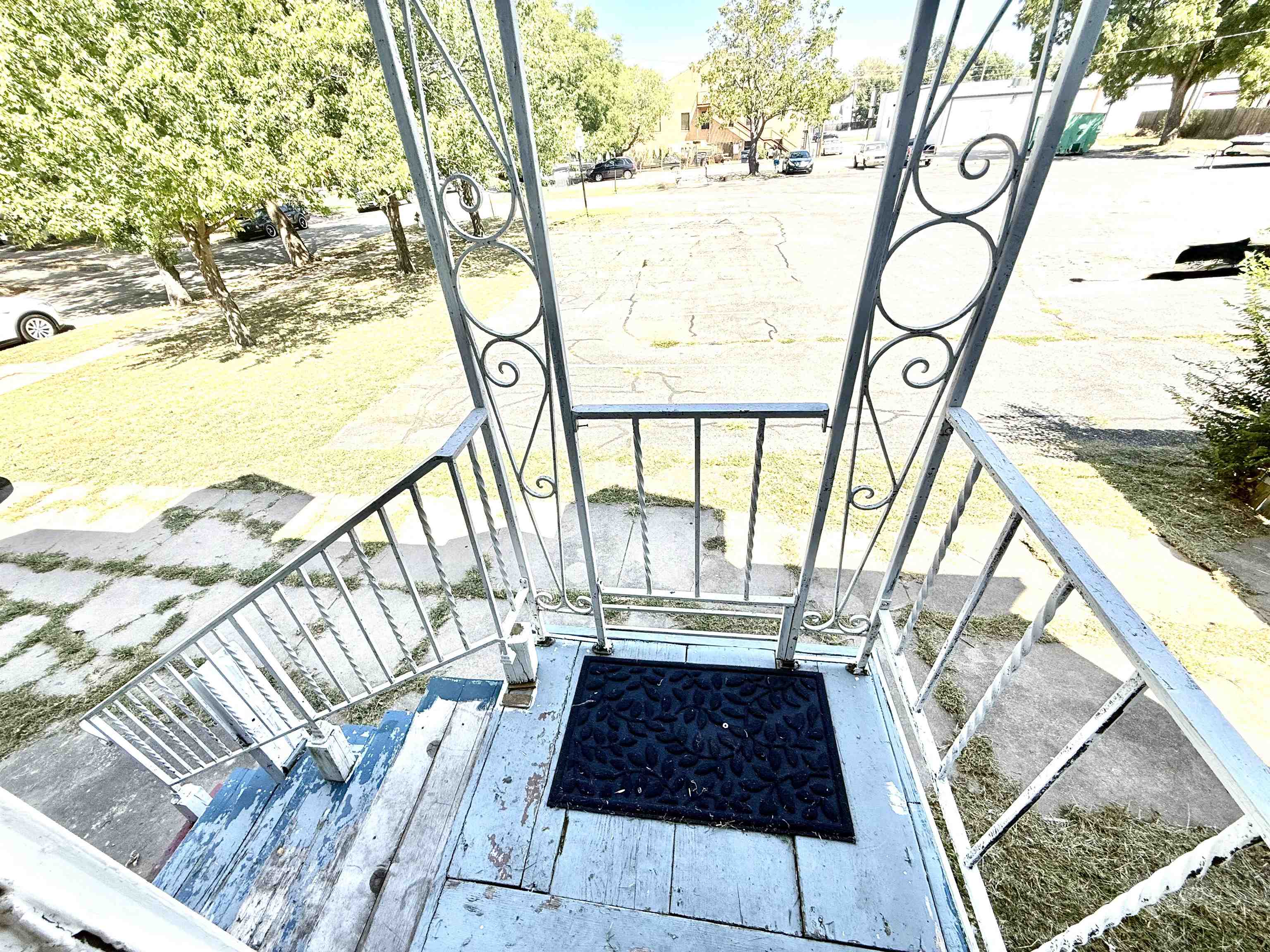 418 N Erie St Property Photo 32
