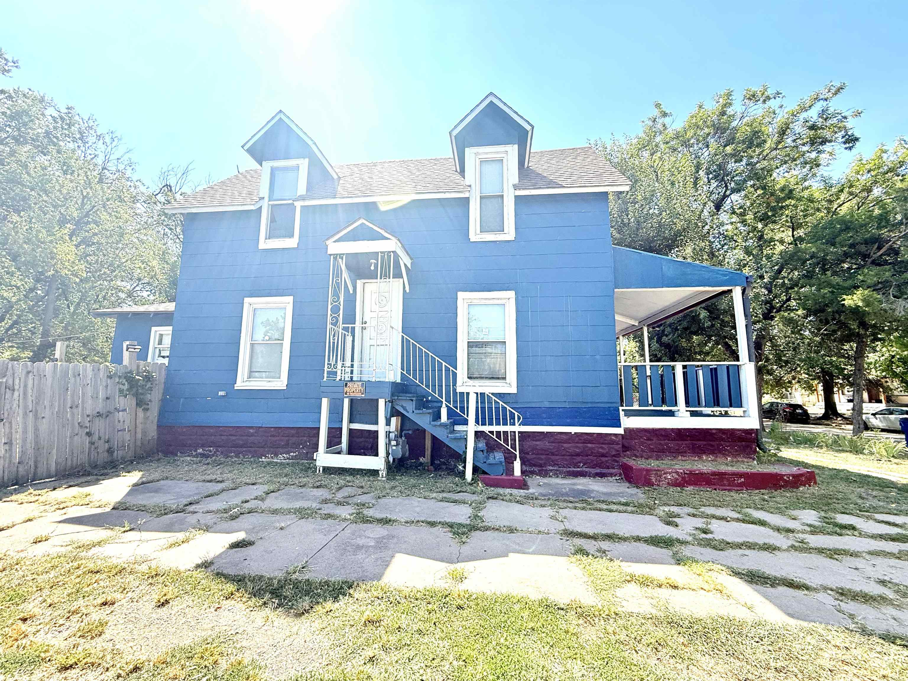 418 N Erie St Property Photo 35