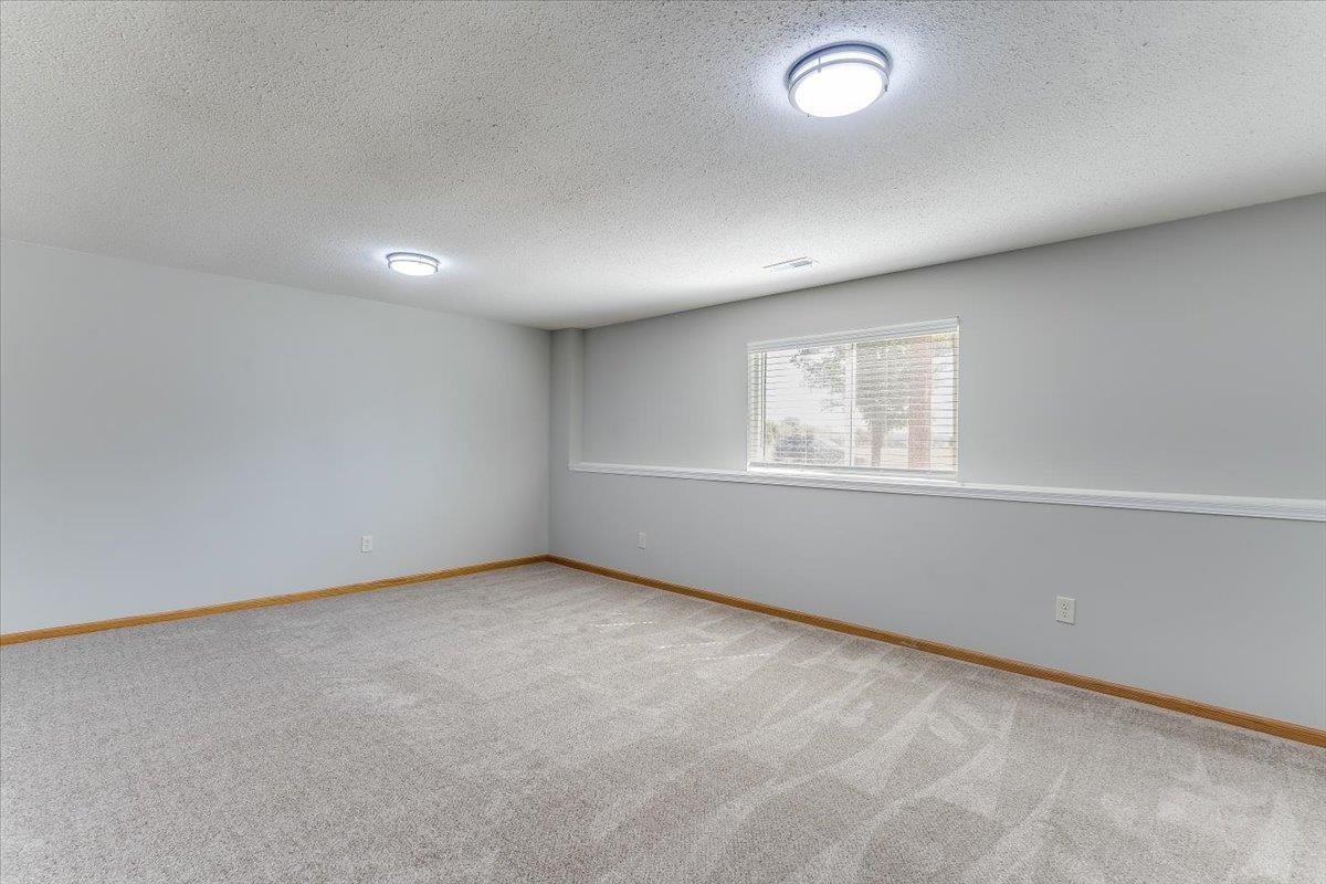 12013 W Grant Ct Property Photo 16