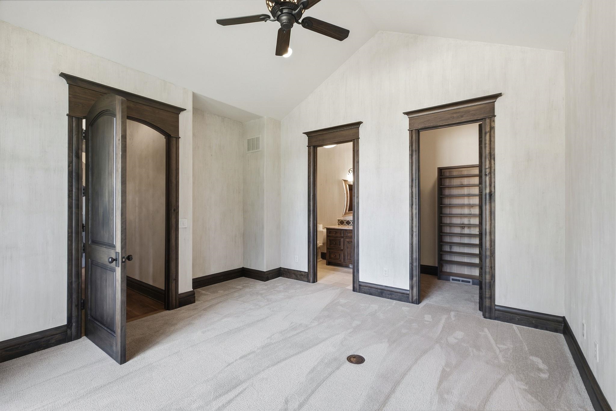 10802 E Glengate Cir Property Photo 21