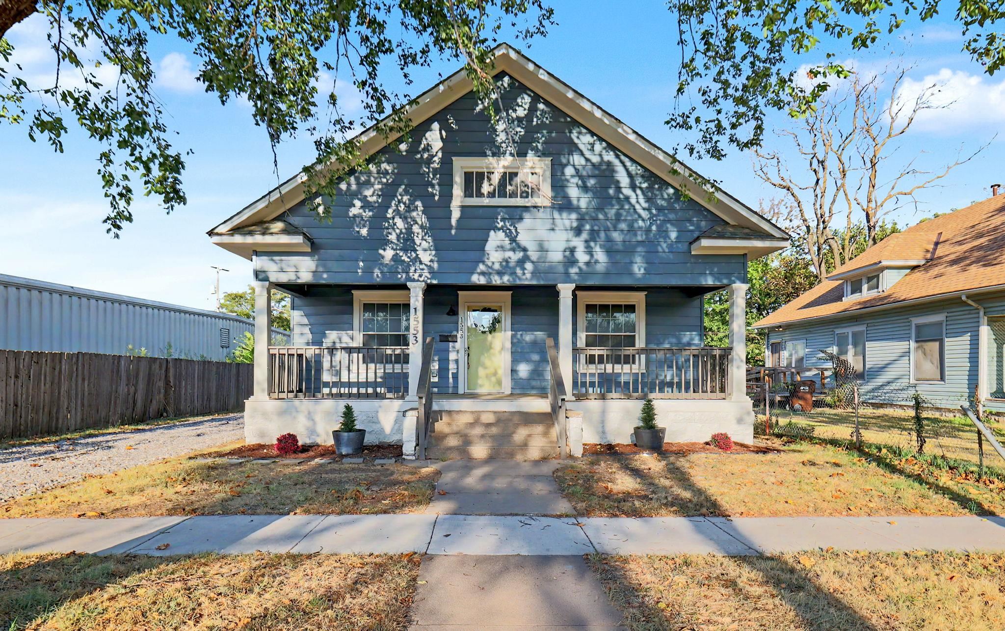 1553 S Lulu Ave Property Photo 1
