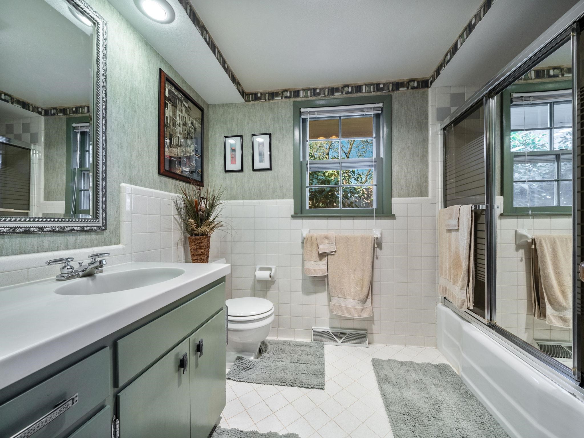 6602 E Abbotsford Property Photo 26
