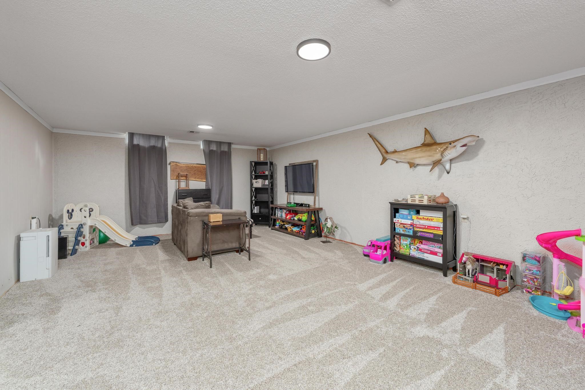 1366 N Caddy Ln Property Photo 22