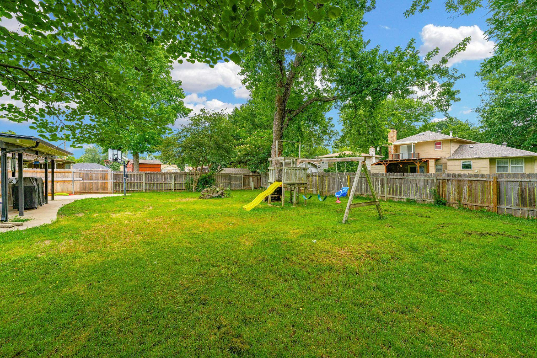 1366 N Caddy Ln Property Photo 27