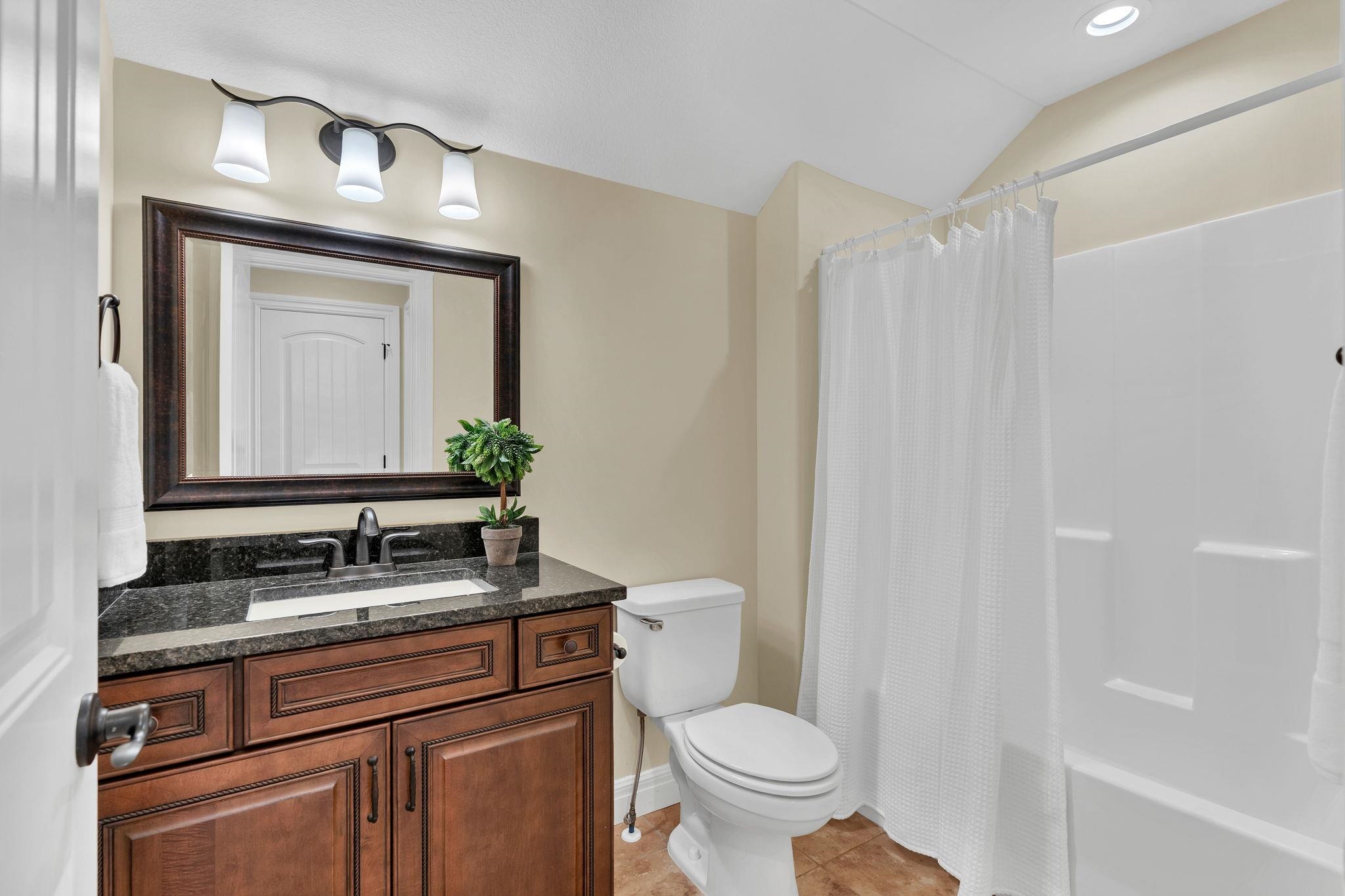 1212 S Nineiron Property Photo 19