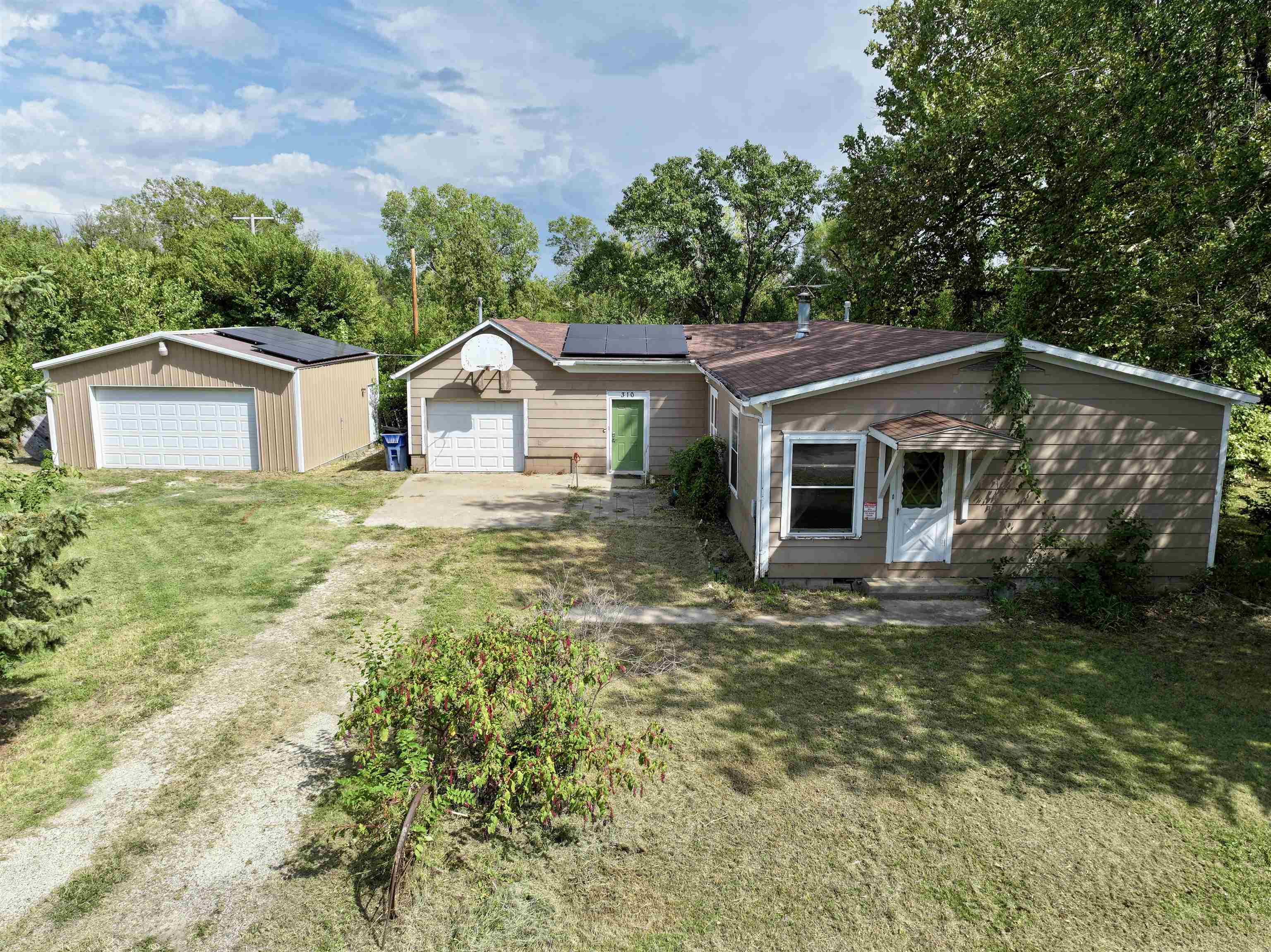 310 S Sturges Ave Property Photo 2
