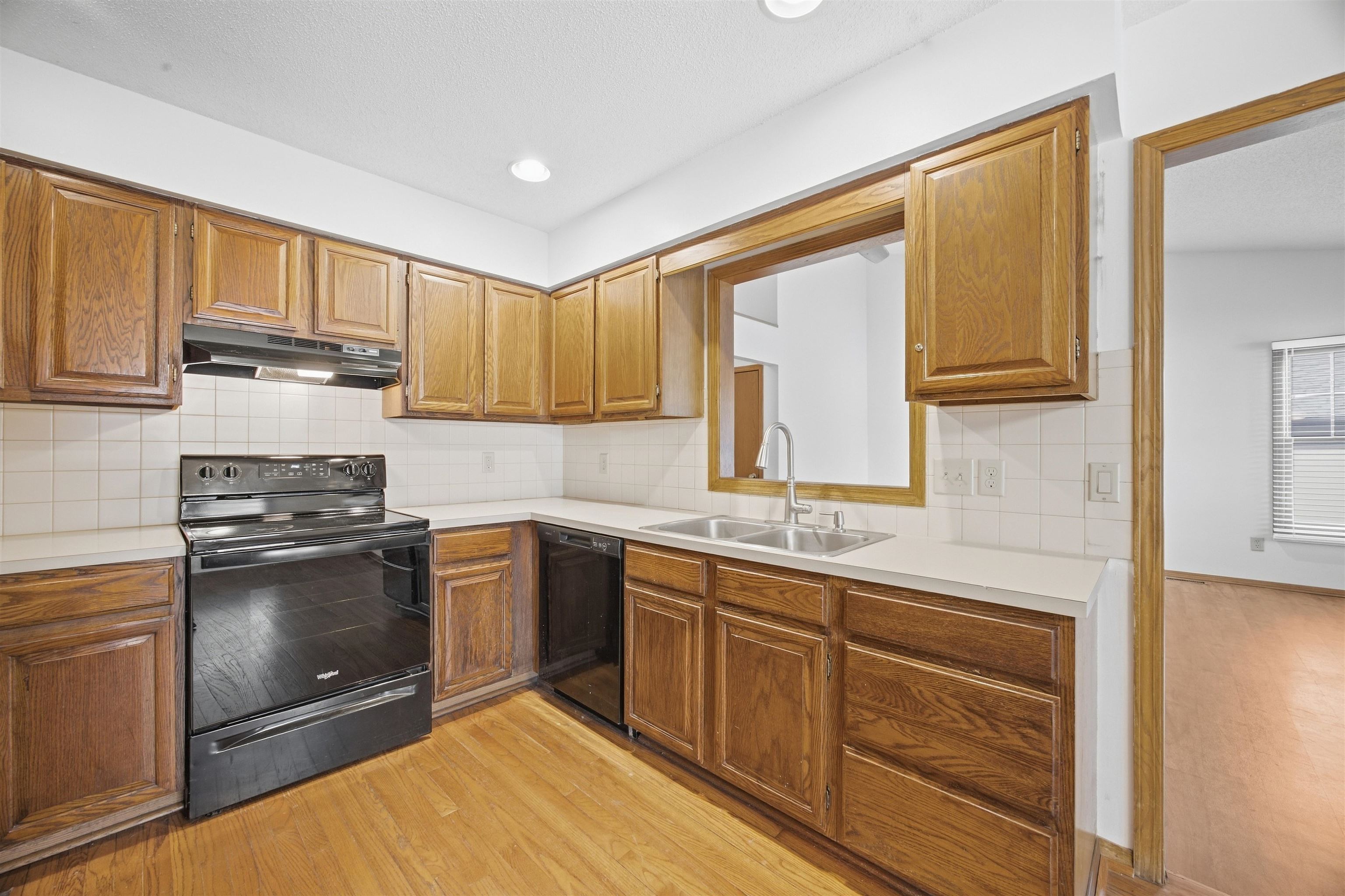 1651 S Willow Oak Property Photo 11