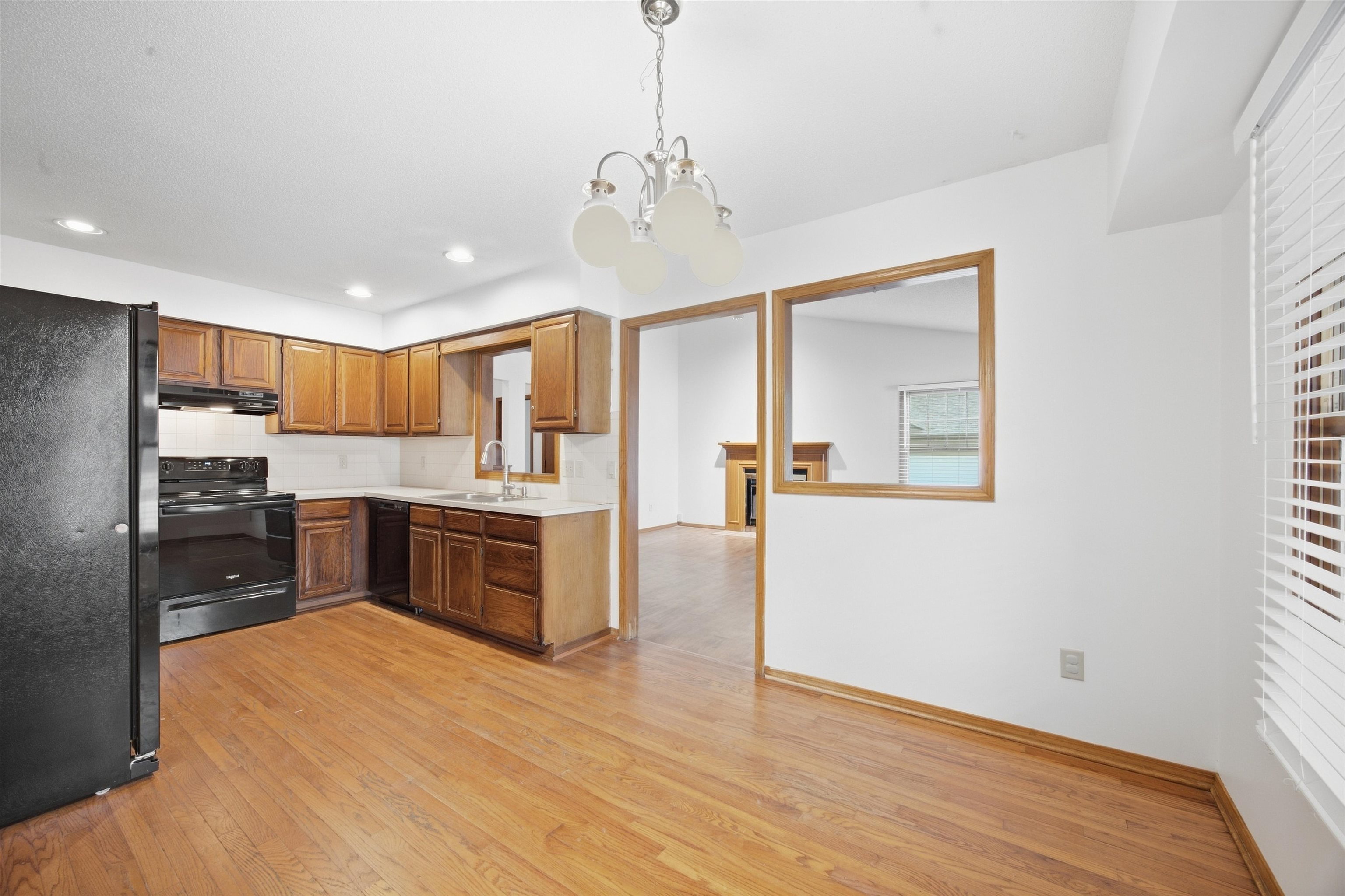 1651 S Willow Oak Property Photo 12